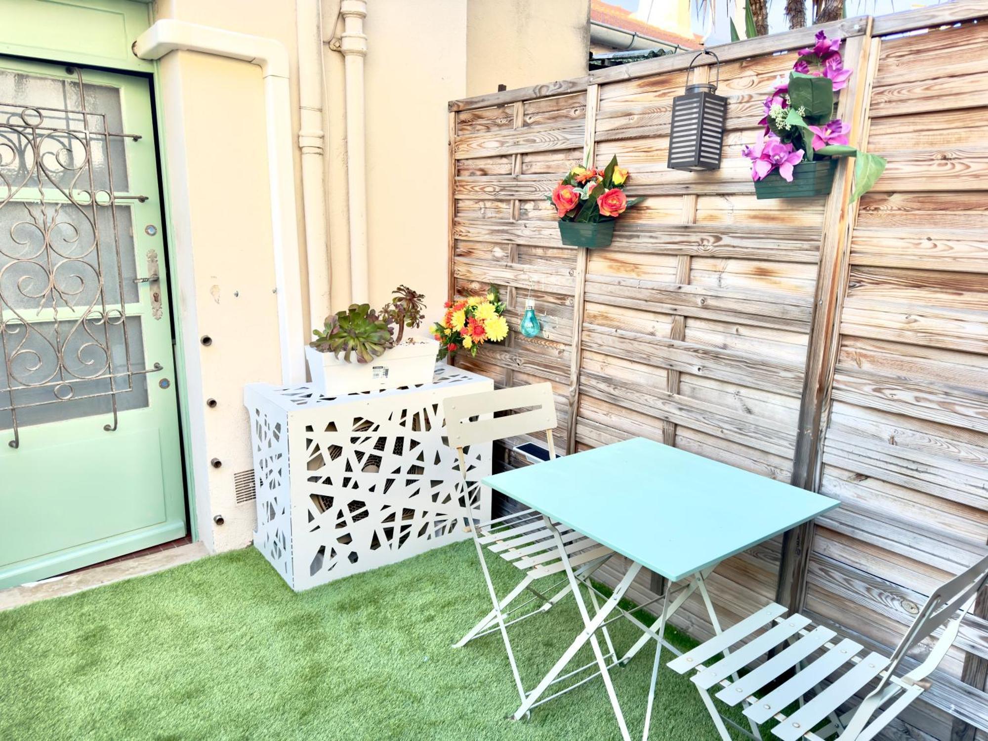 Apartment La Castre By Scls Locations Cannes