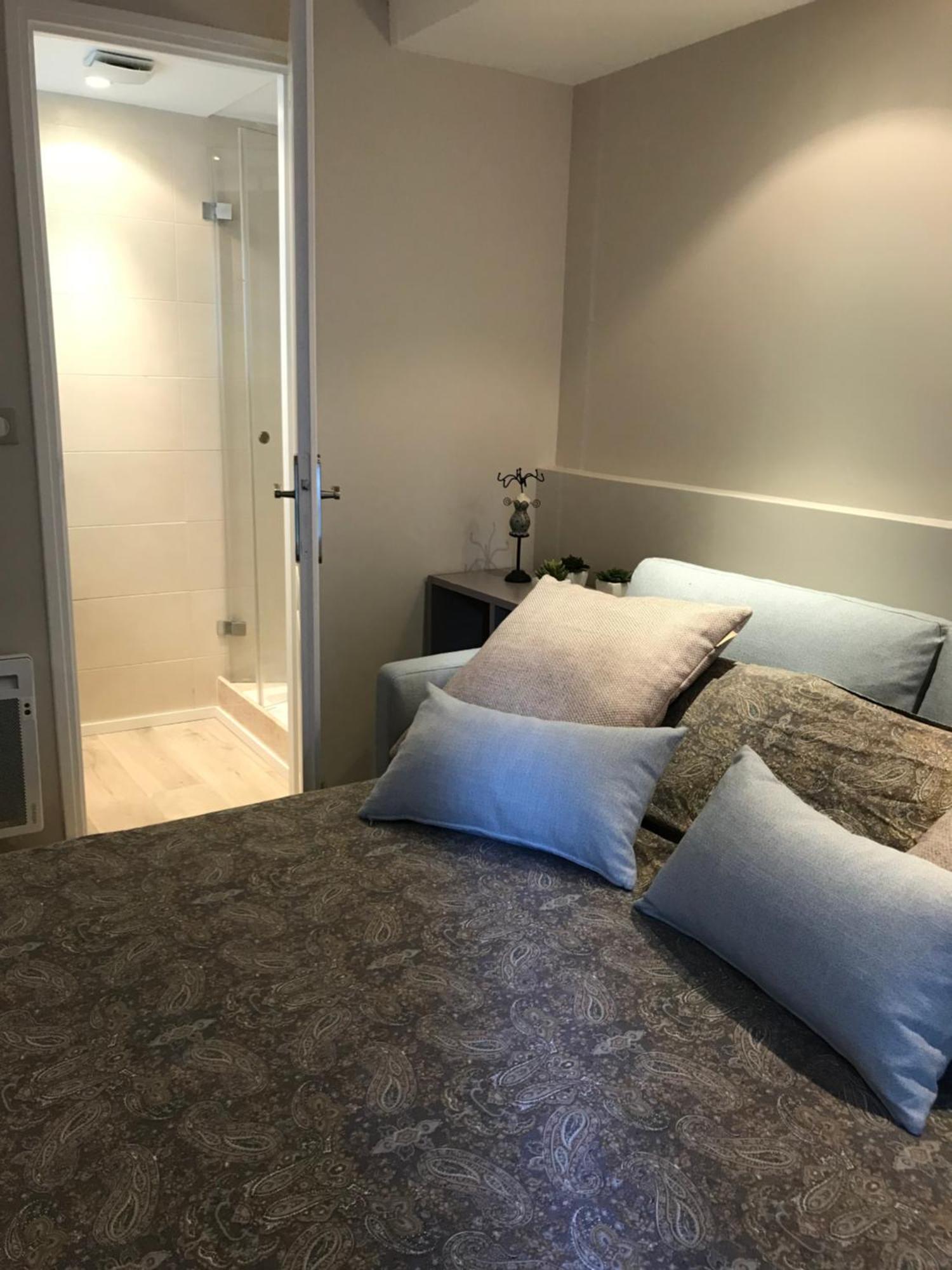 Bed & Breakfast Valbois Cannes