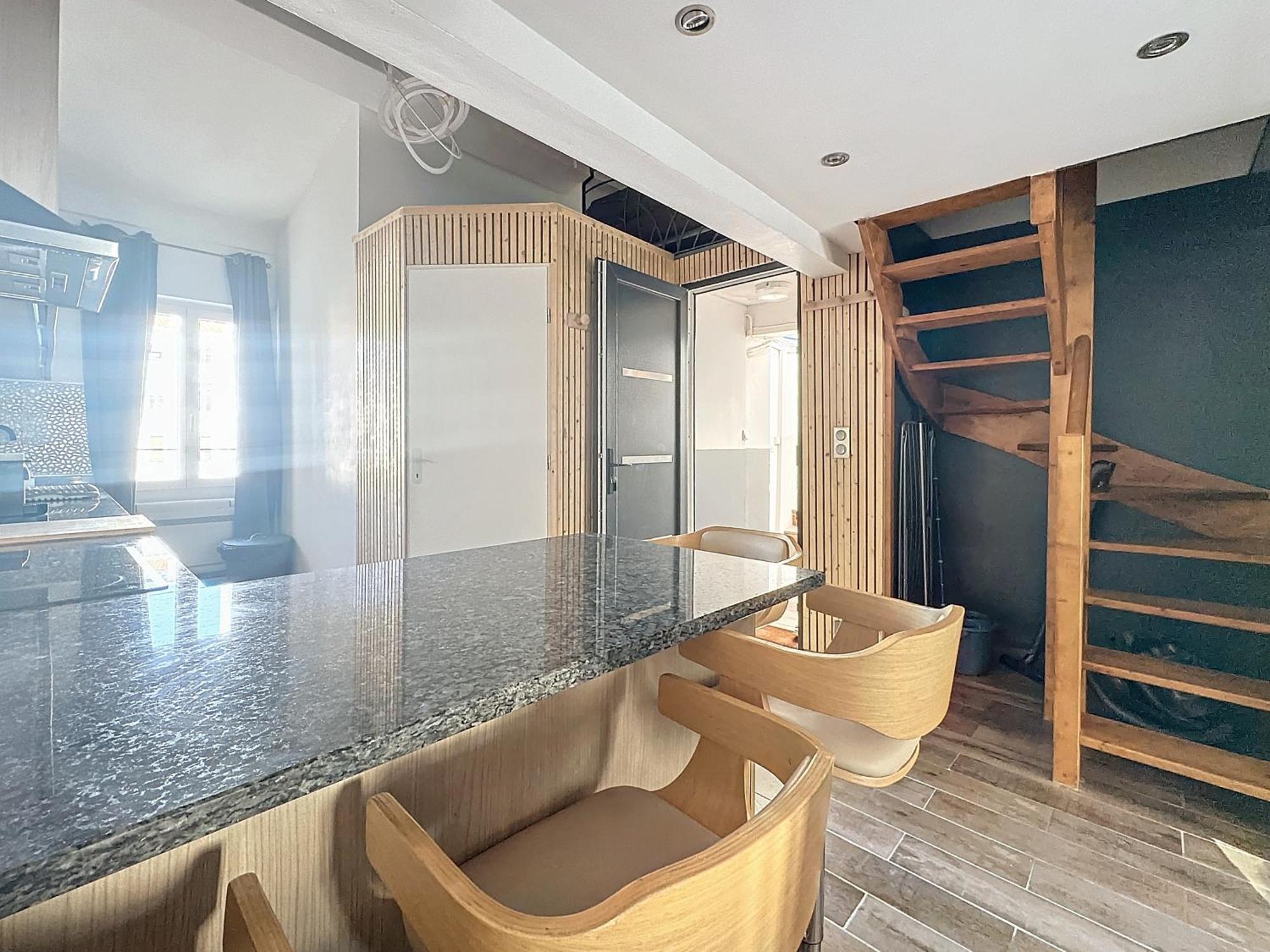 Apartment 30m2 Mezzanine - 50m Palais & Plages
