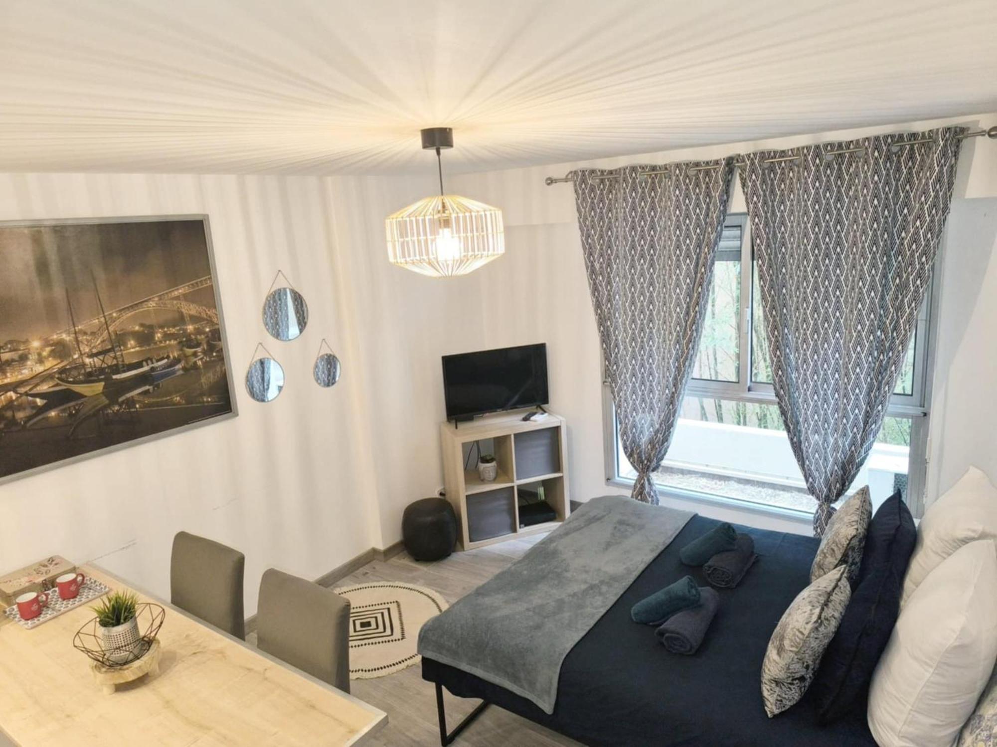 Appartement Evasion Riviera Studio Cosy Et Charmant Avec Piscine *