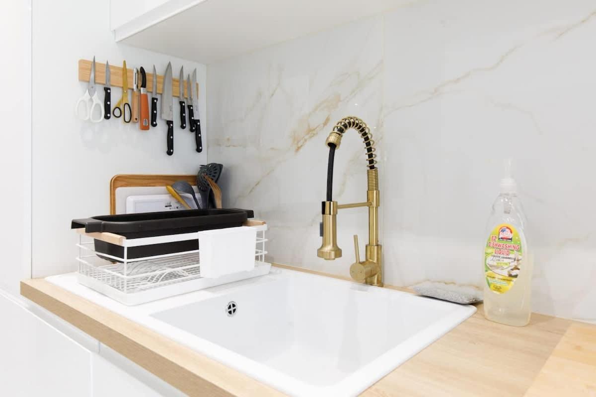 Carlton Area Superb 1 Bedroom * Cannes