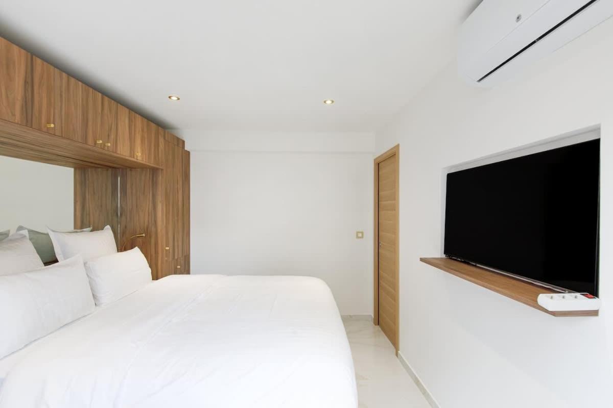 Carlton Area Superb 1 Bedroom