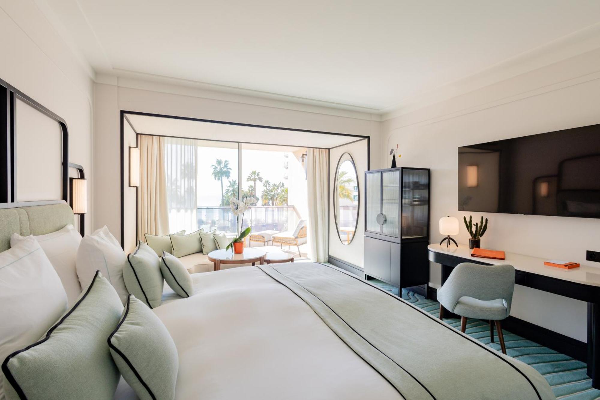Mondrian 5*