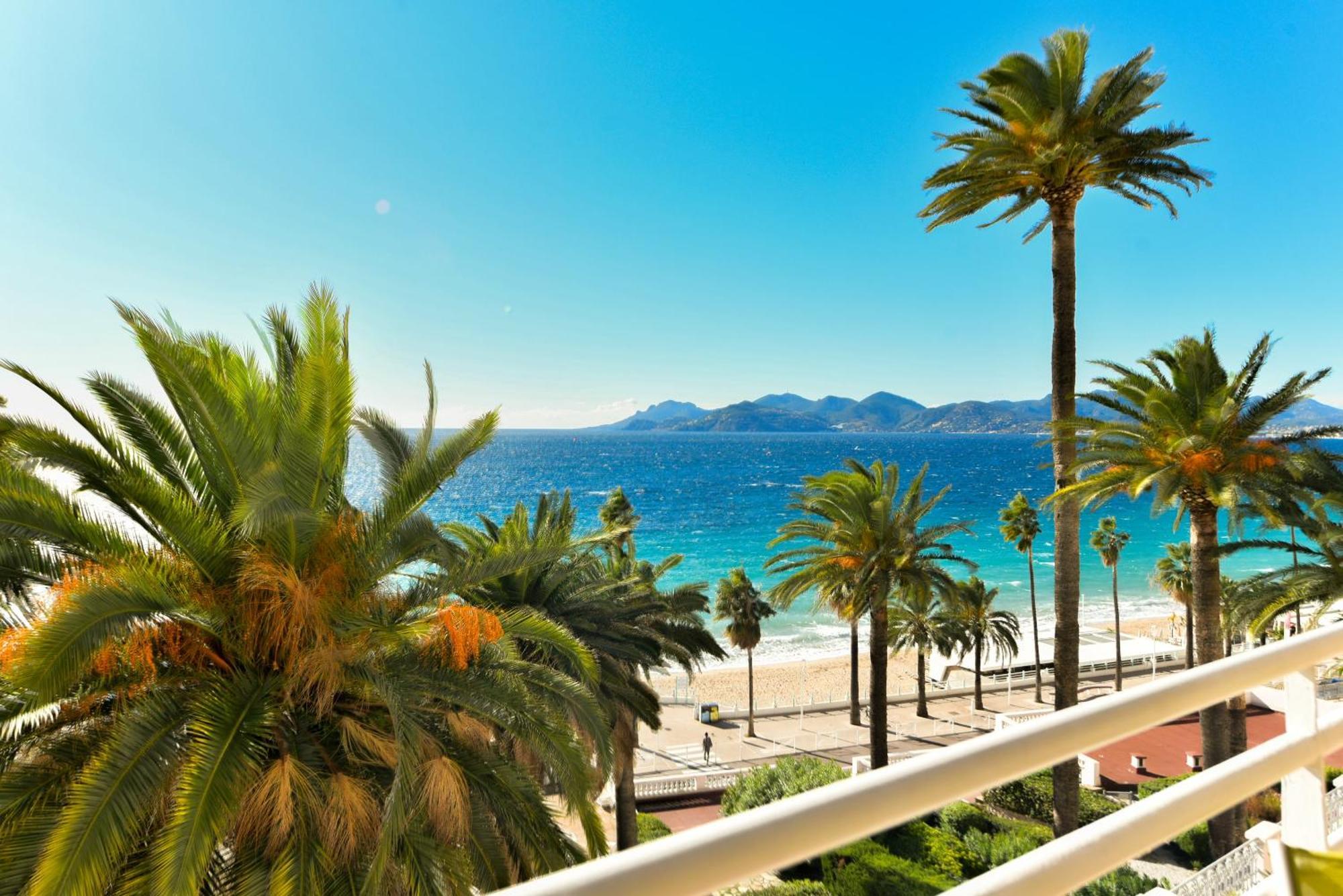 Appartement La Belle Vue Avec Joli Balcon Et Parking, A Cote Des Plages Et Du Centre-ville