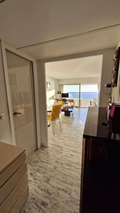 Apartment Seaside Beachfront Bord De Cannes