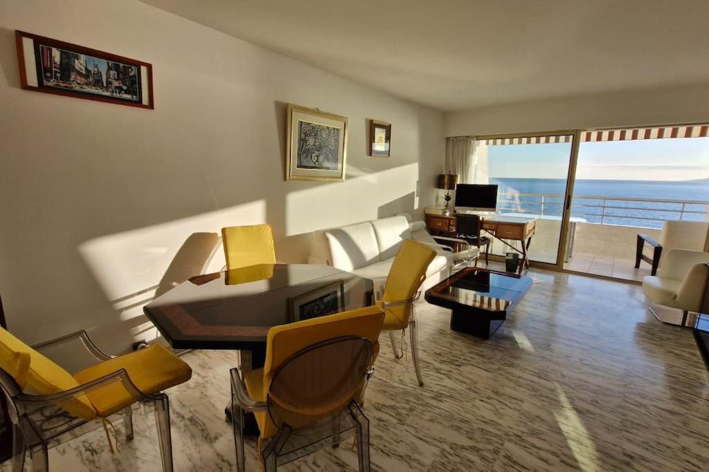 Seaside Beachfront Bord De Apartment *