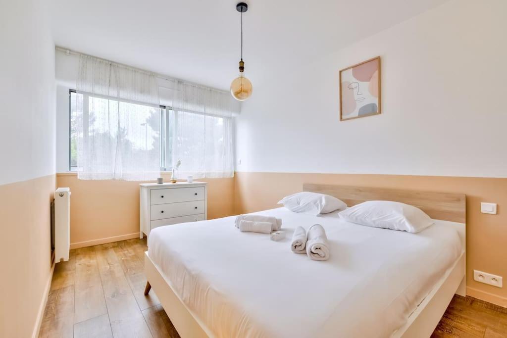 Apartment Lovely 2br Flat With Terrace And Parking Near The Cannes