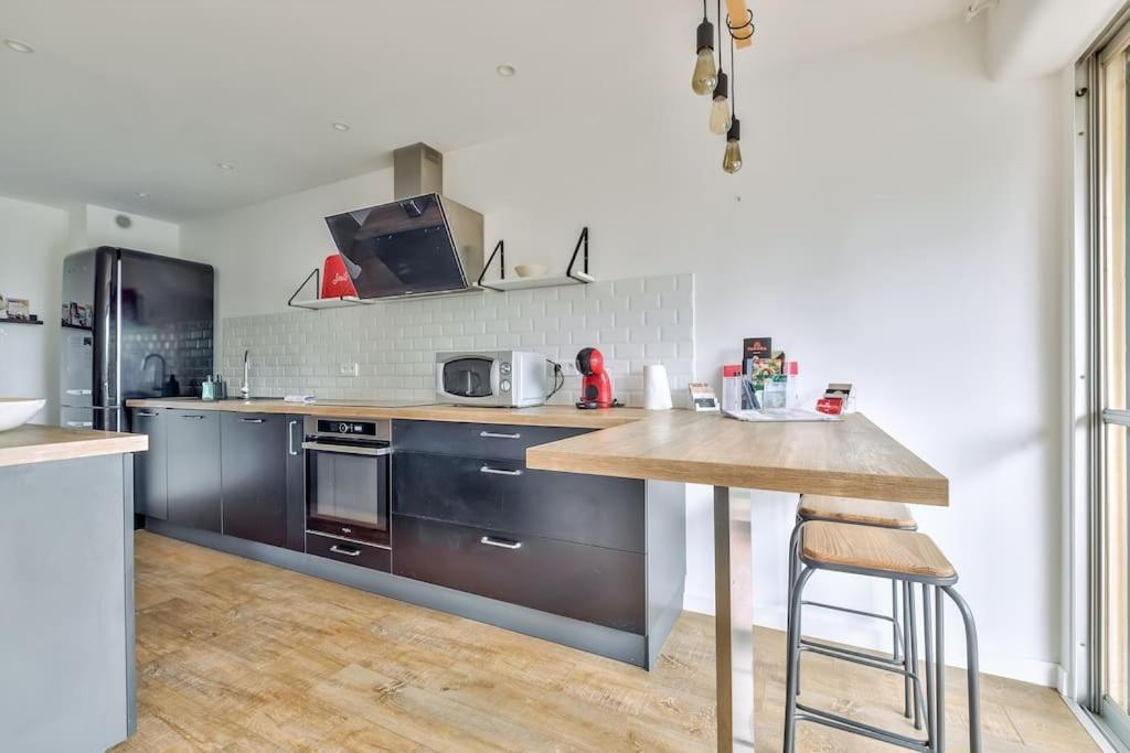 Lovely 2br Flat With Terrace And Parking Near The Apartment