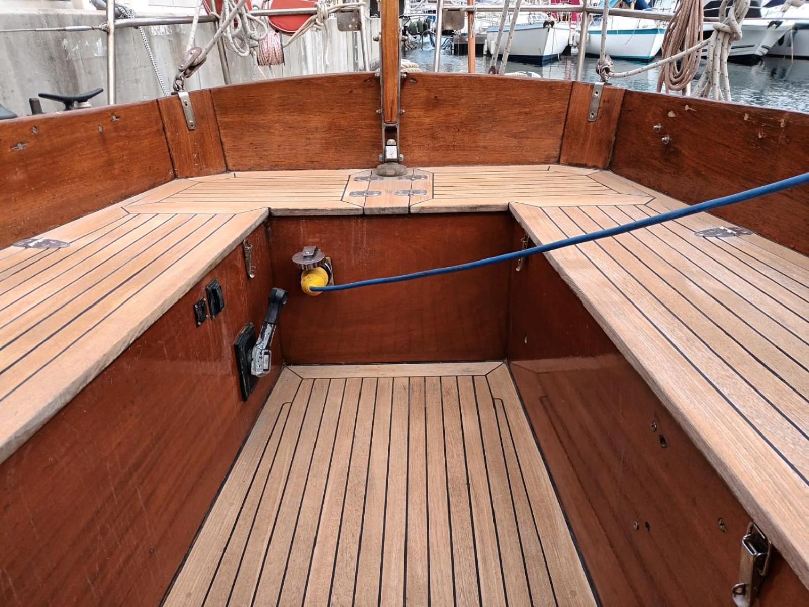 Botel Voilier Santana A *