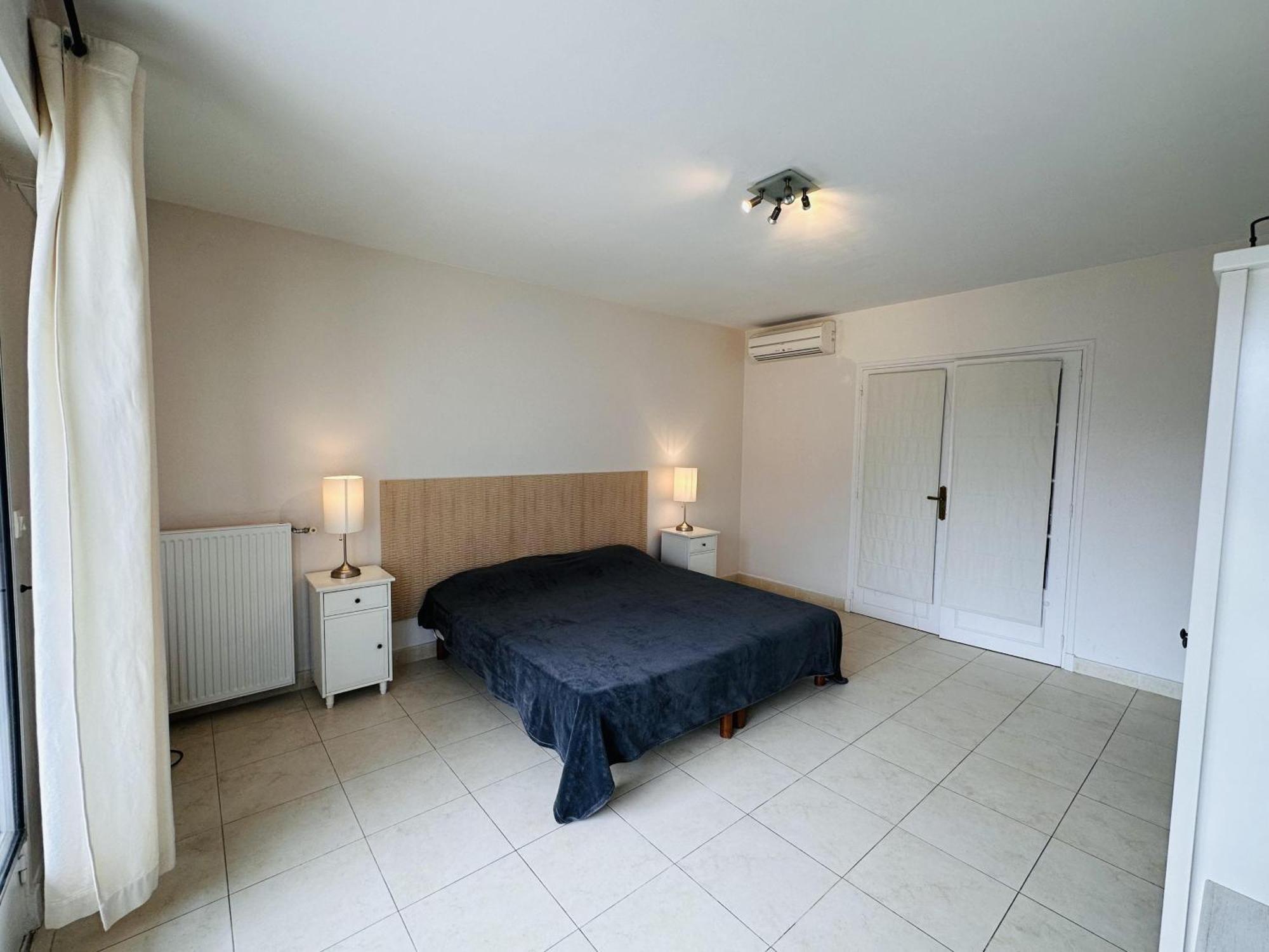 Apartment Two Bedroom On A High Floor In The Center Of A Few Steps From The Croisette Beaches - 2229 Cannes