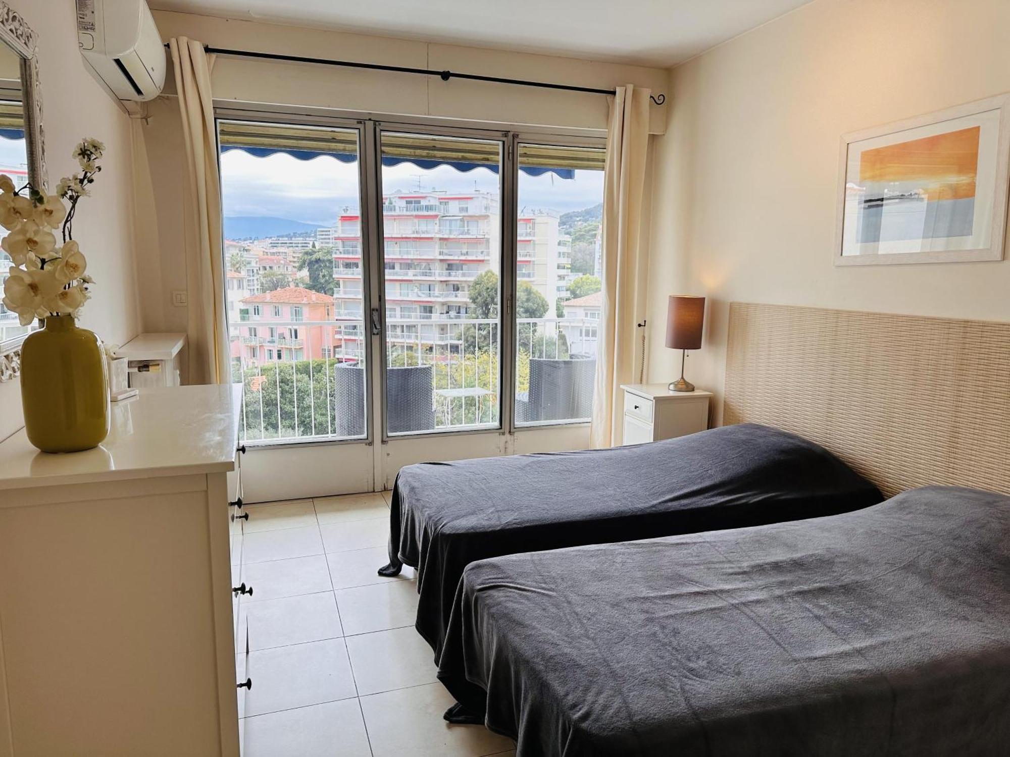 Two Bedroom On A High Floor In The Center Of A Few Steps From The Croisette Beaches - 2229 Apartment *