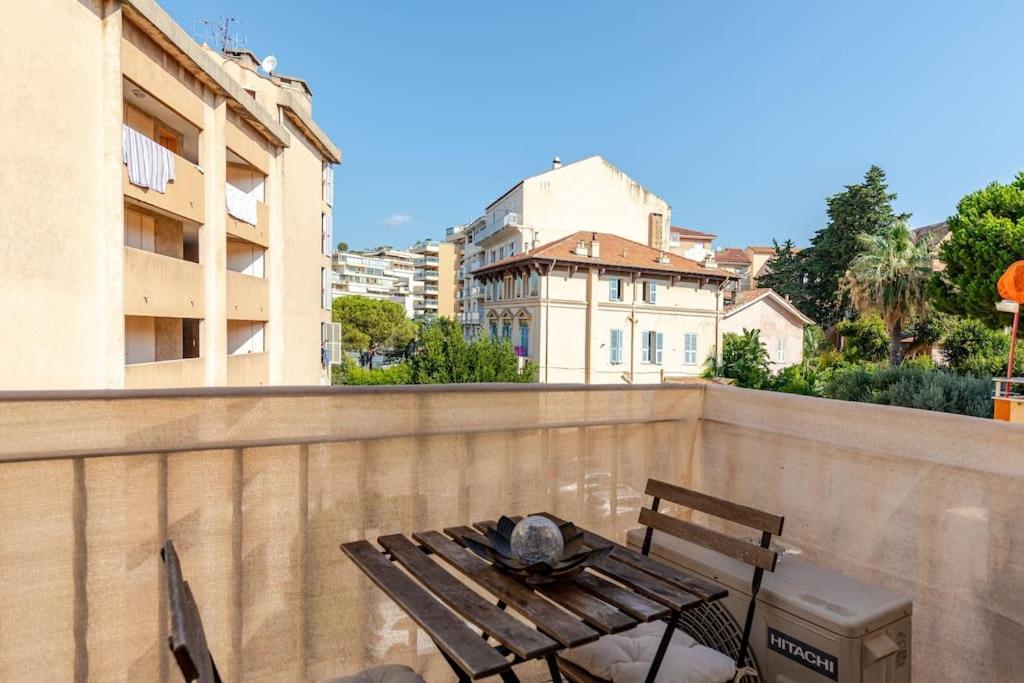 Suquet Center - 100m From & 10min Palace