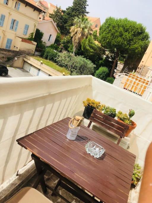 Apartment Suquet Center - 100m From & 10min Palace