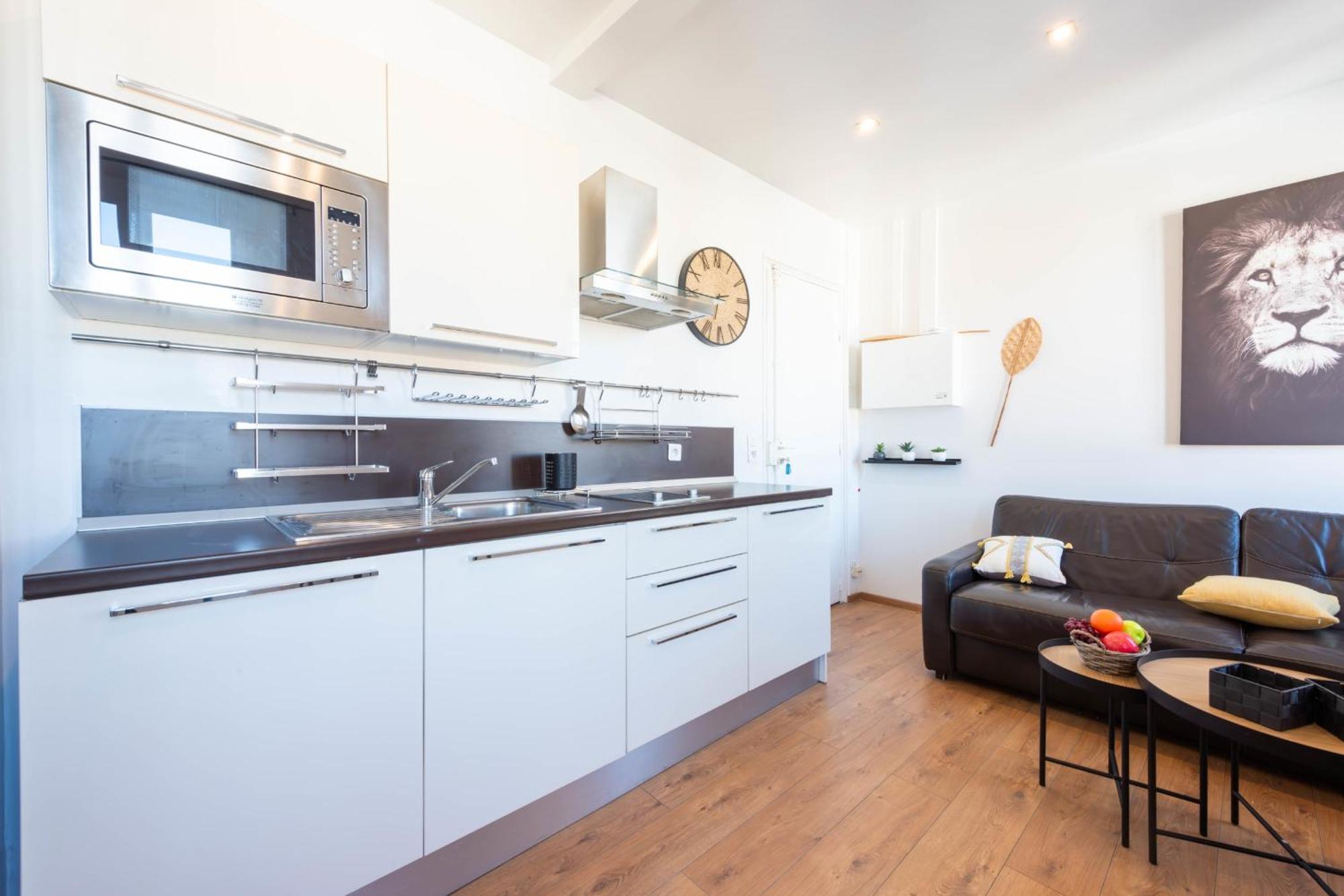 Air-conditioned Heart Of Apartment