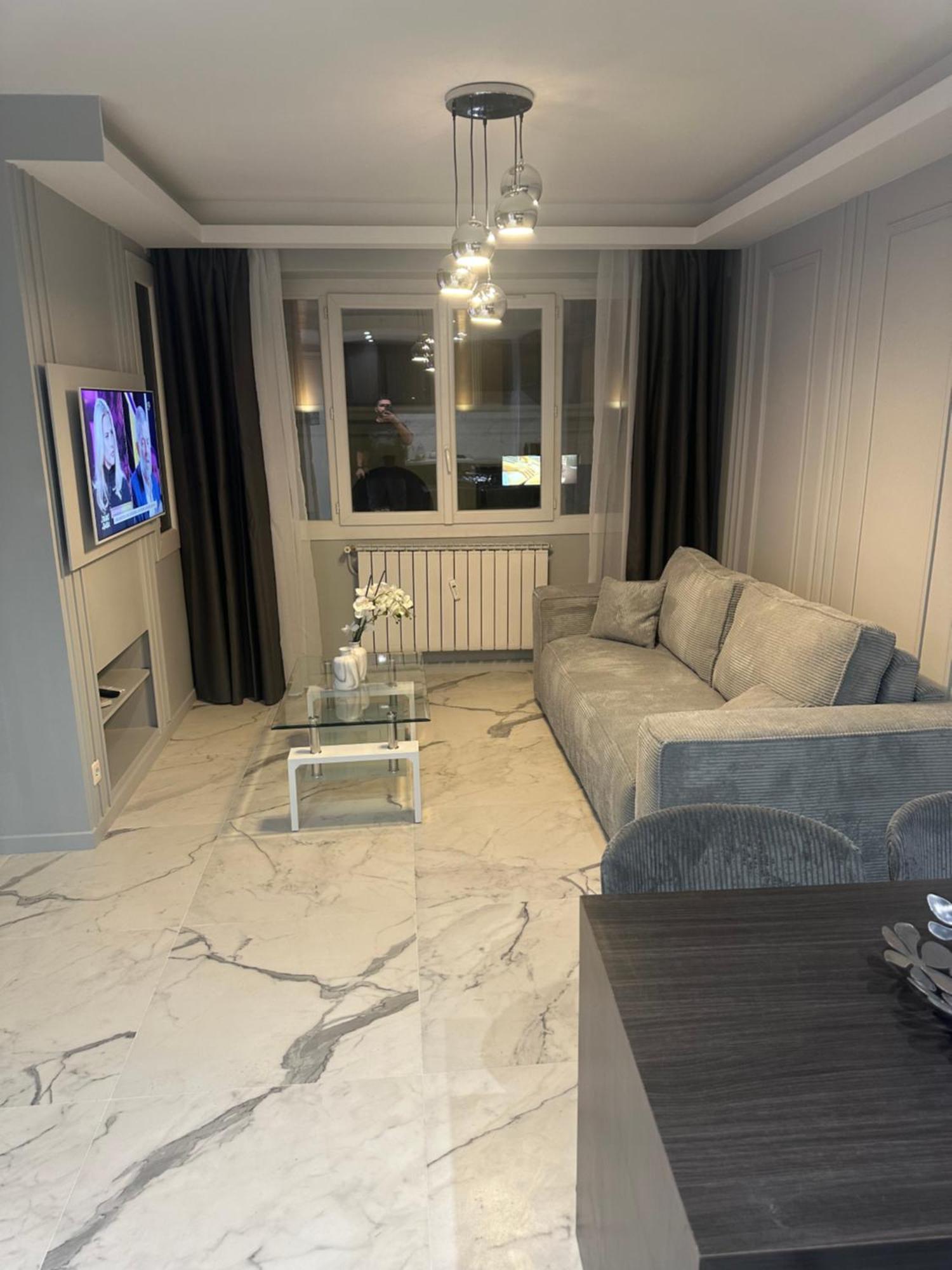 Apartment Position Croisette Martinez ! 150m From The Completely Renovated !