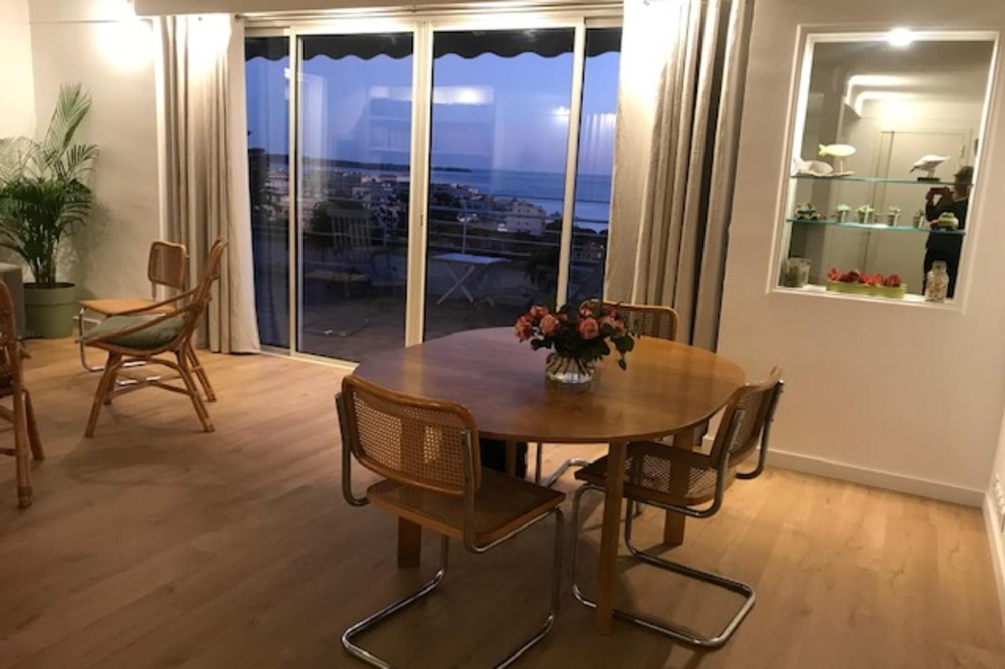 Apartment Rooftop With Sea View