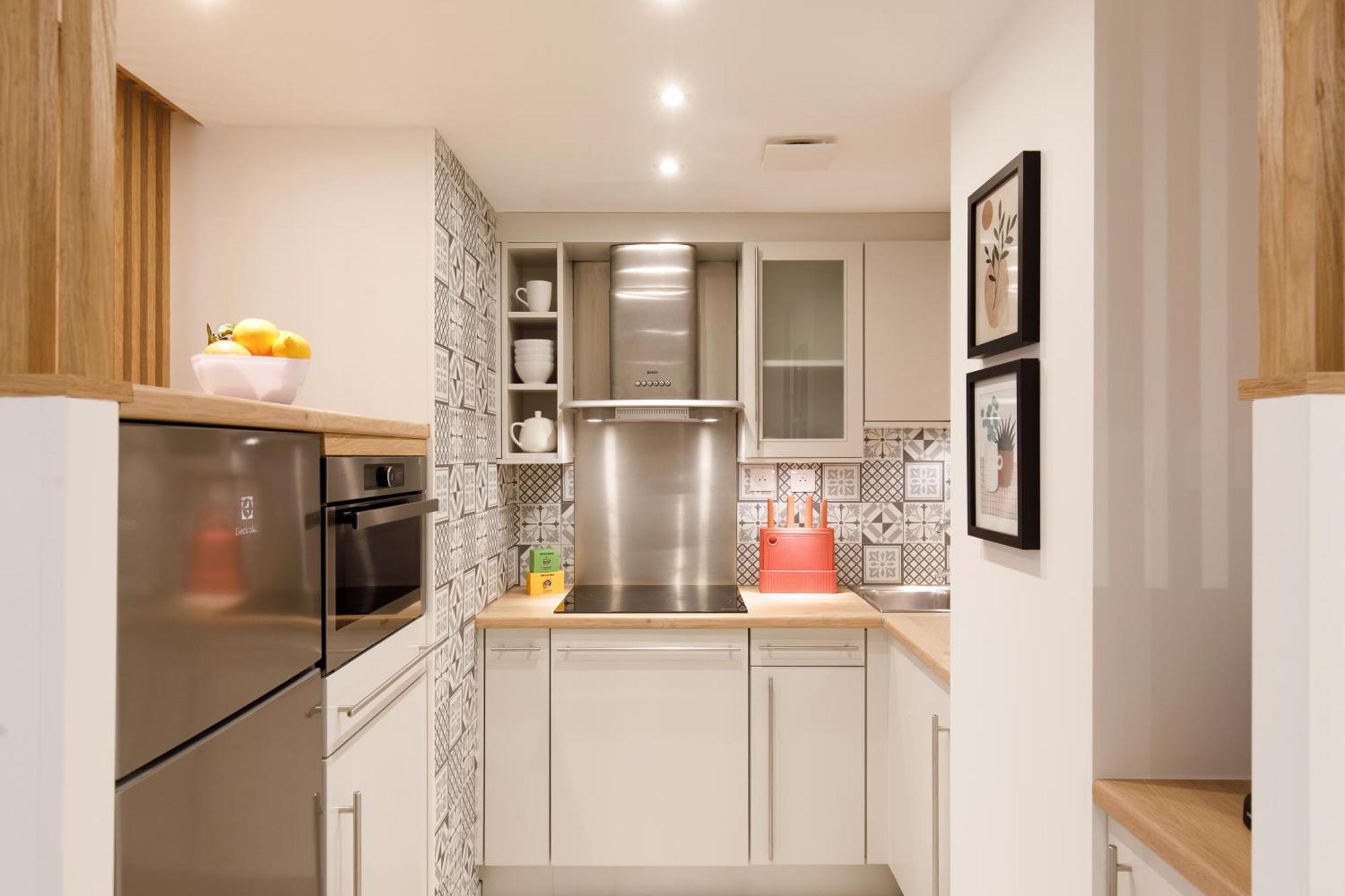 Cote Croisette Luxe - 2bdr 2 Bthr 2 Toilets - Terrace, Ac, Parking & Lift *