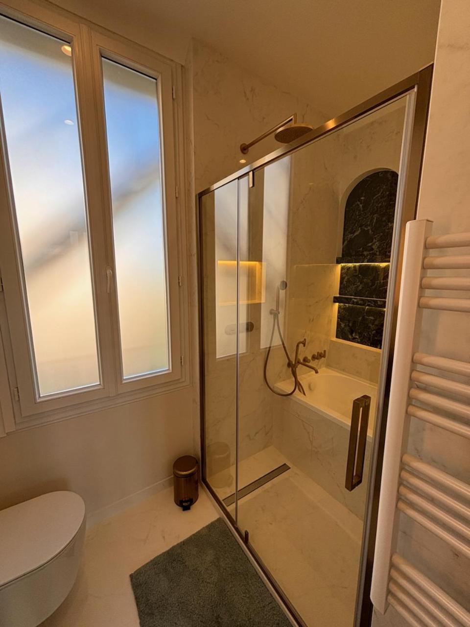 Superbe Art Deco Avec Roof Cannes