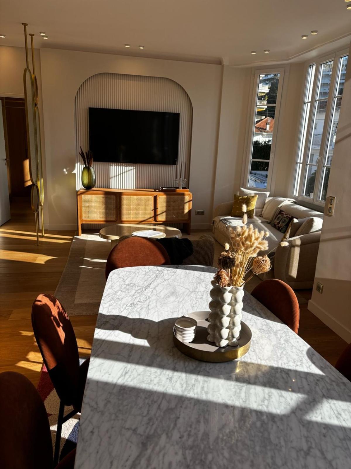 Superbe Art Deco Avec Roof Apartment