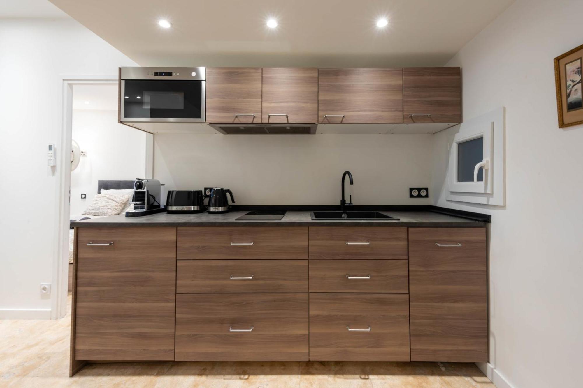 Appartement 1-br With Ac In The Heart Of Cannes