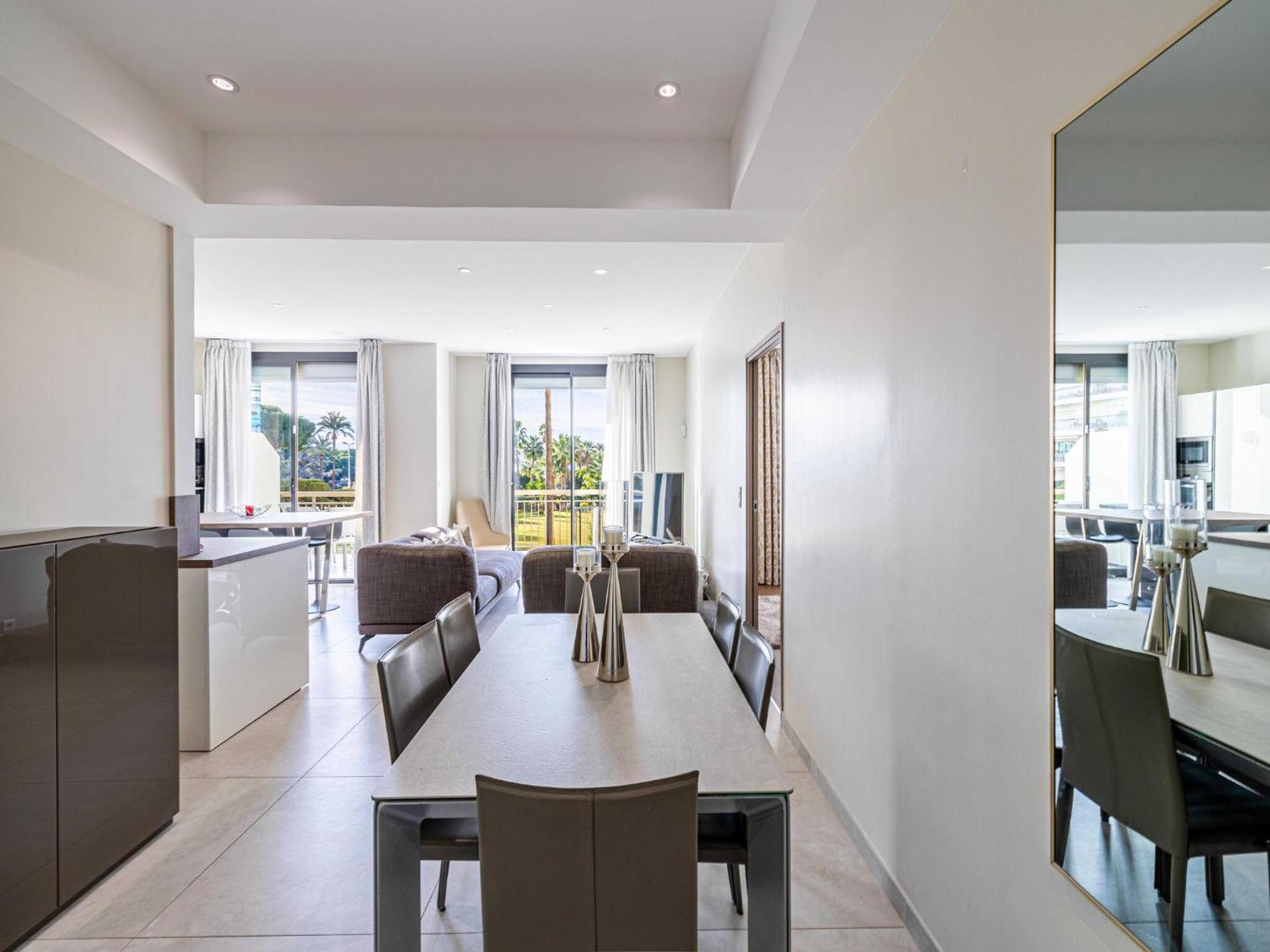 Appt Exclusif - 4br 8p- Parking - Croisette Apartment *
