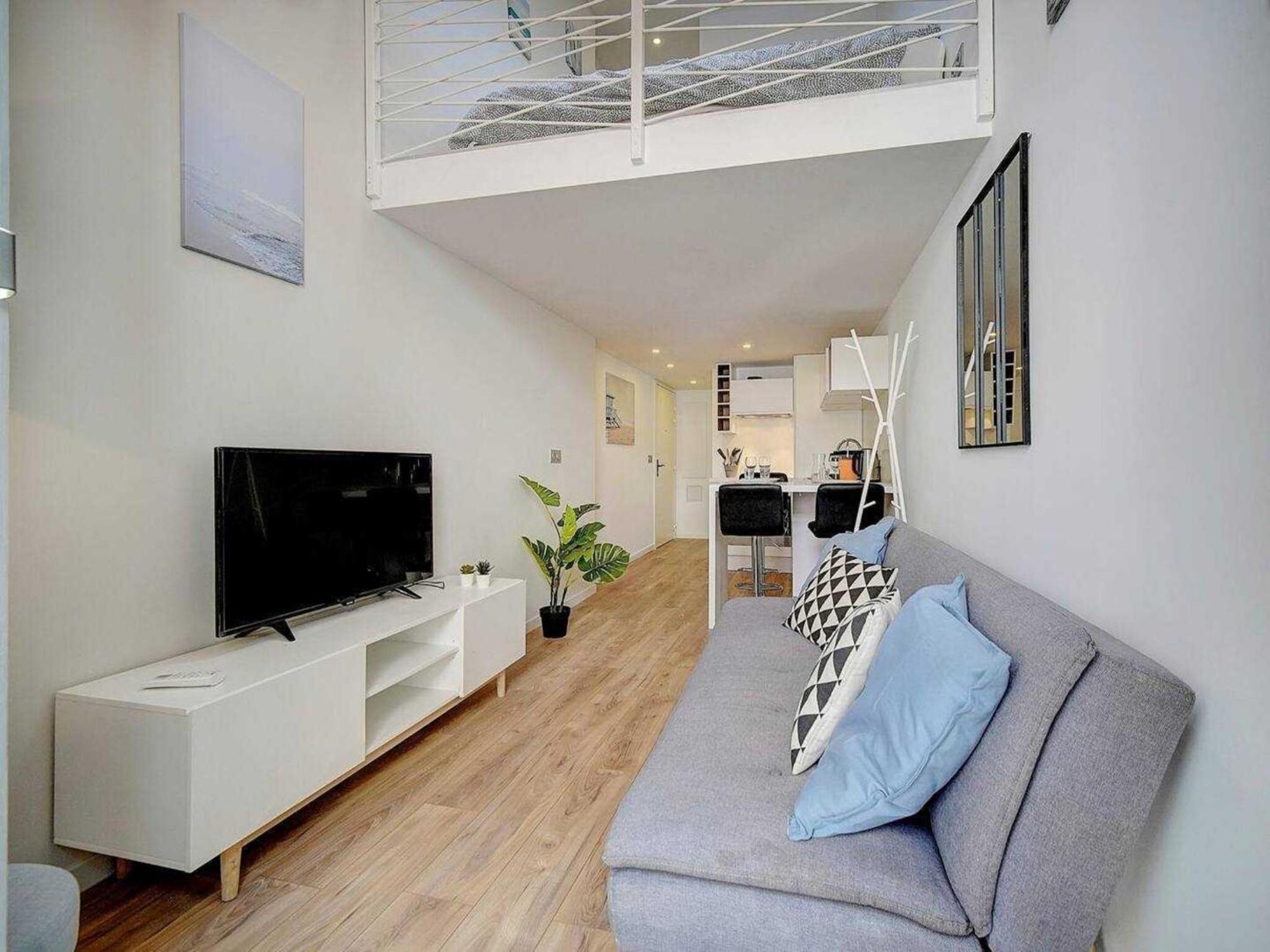 Bright Duplex - Centre - Mobility Lease * Cannes