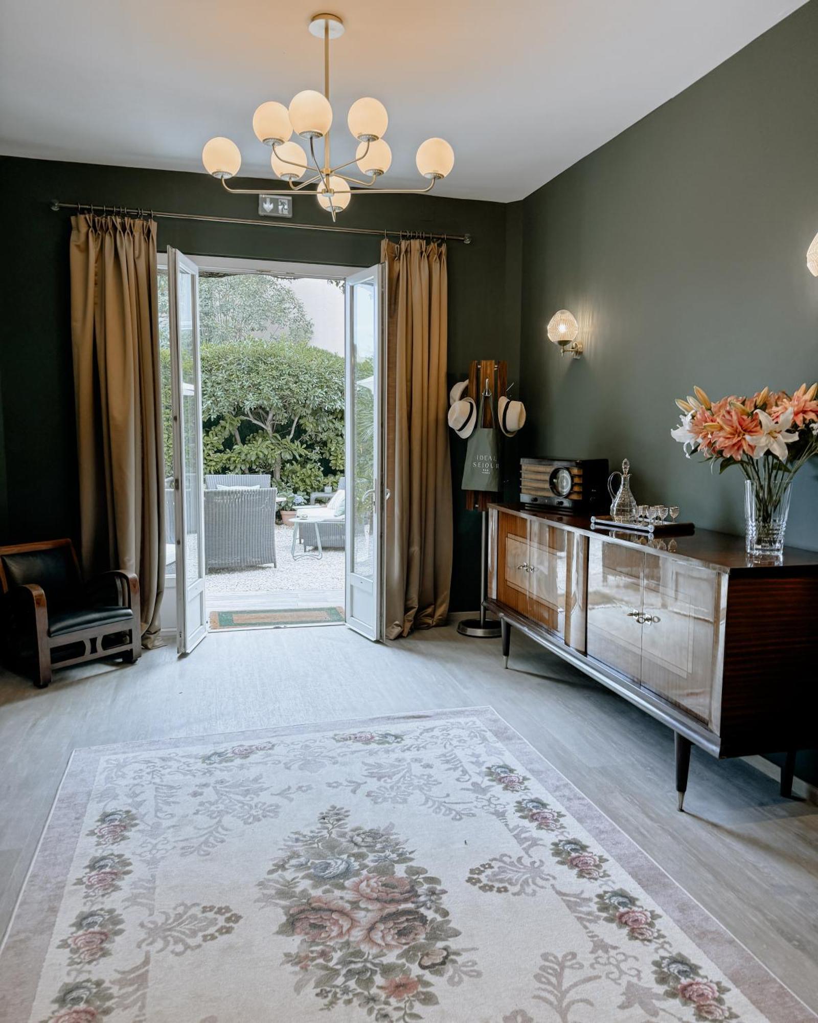 Ideal Sejour - Stylish Boutique With Quiet Garden 3*