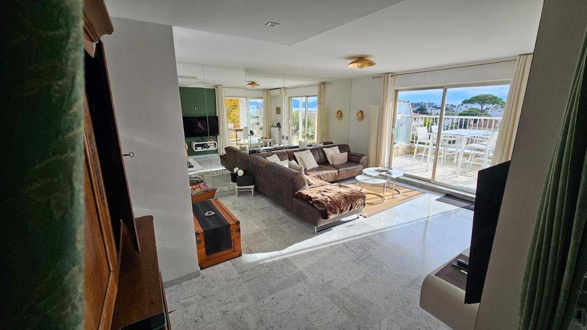 123 M2 Sea View Apartment Cannes