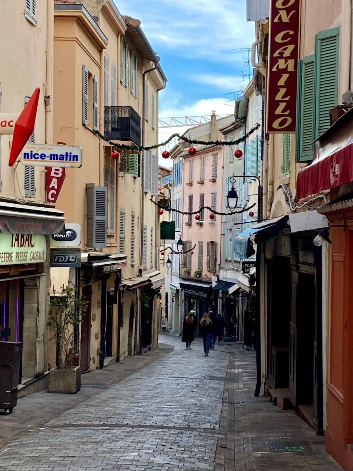 Le Refuge Du Suquet, Quartier Authentique De Cannes, Vue *