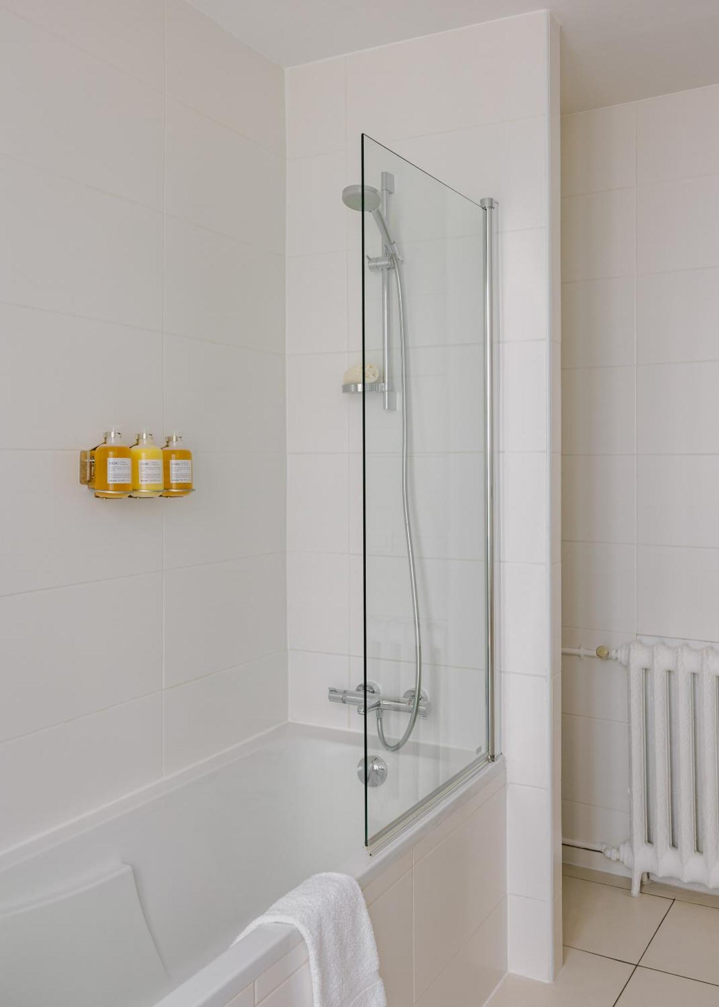 Yelo Lumiere Powered By Sonder 4* Cannes