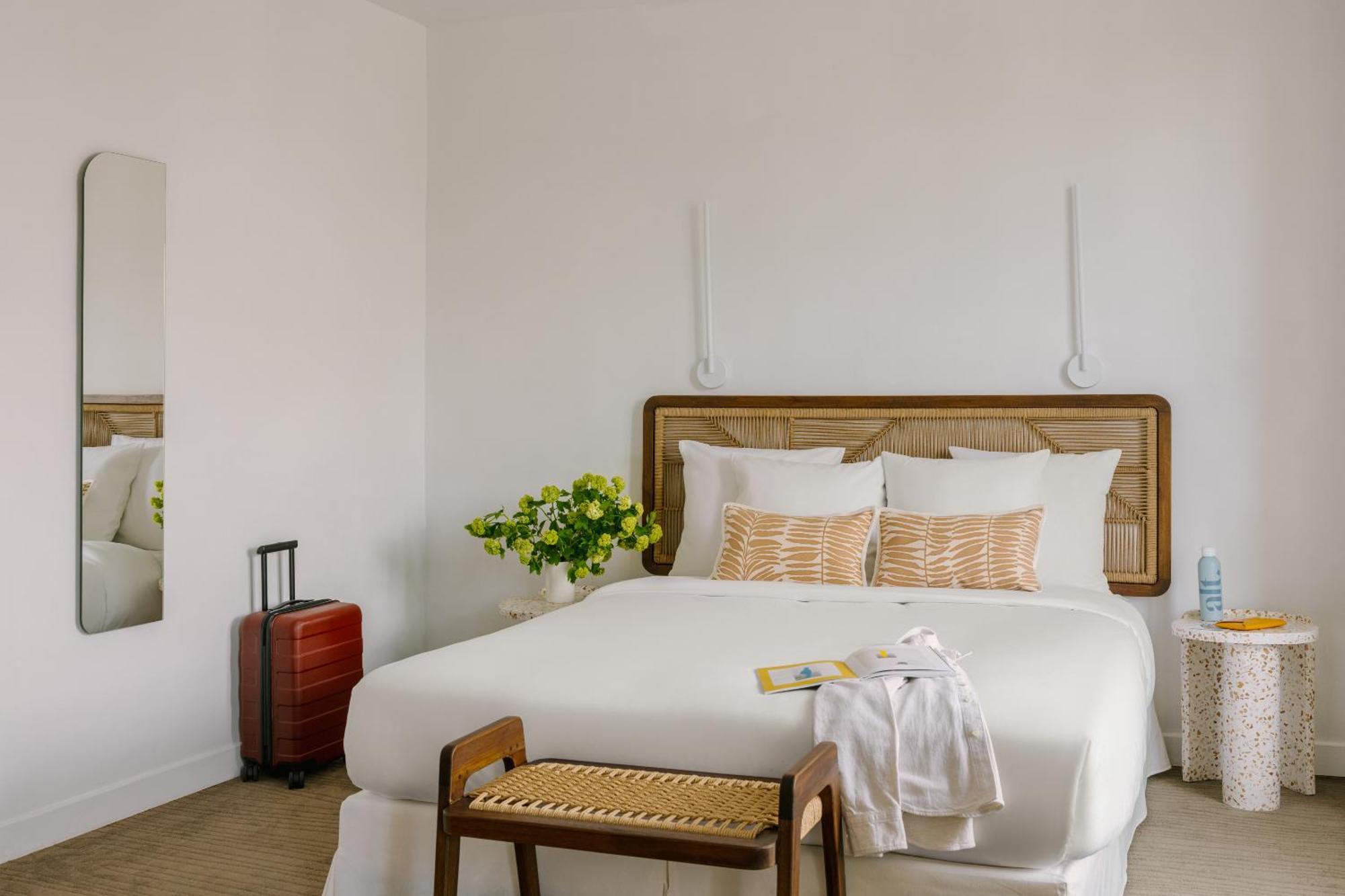 Yelo Lumiere Powered By Sonder Hotel