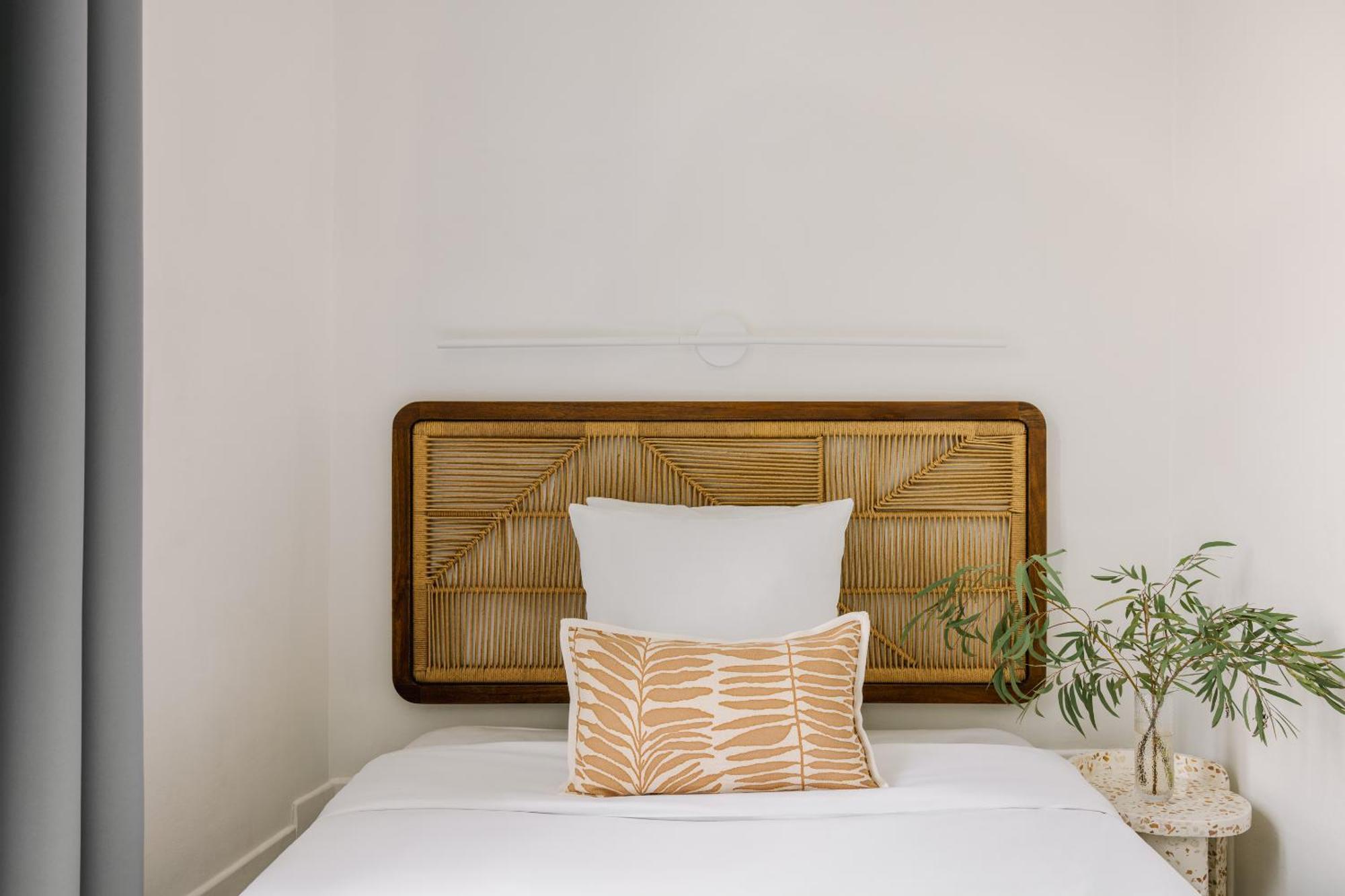 Yelo Lumiere Powered By Sonder Hotel