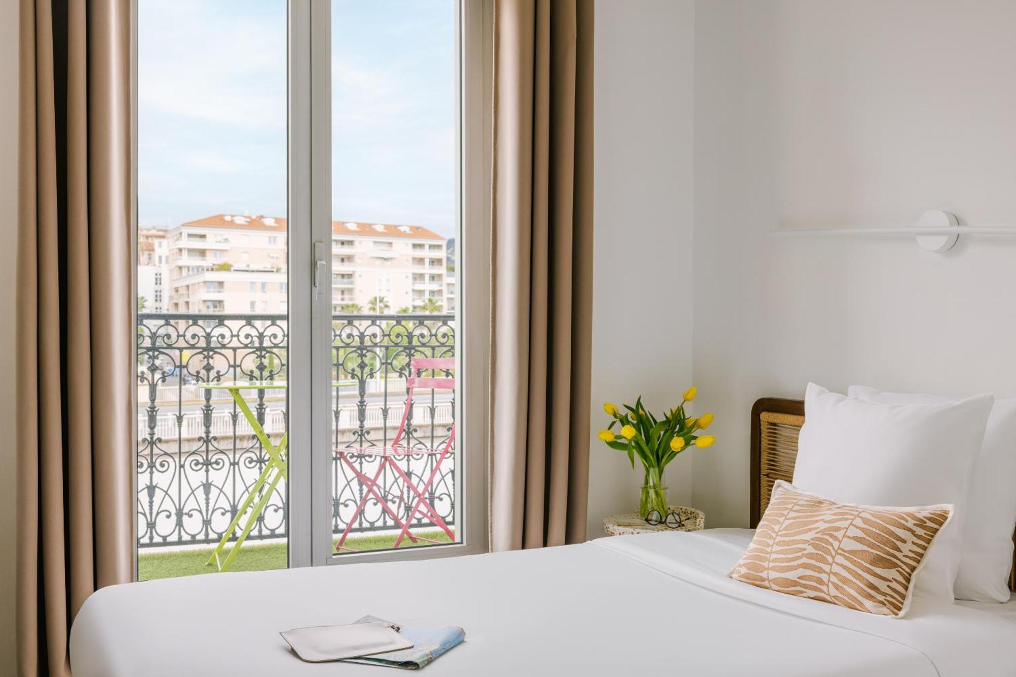 Hotel Yelo Lumiere Powered By Sonder Cannes