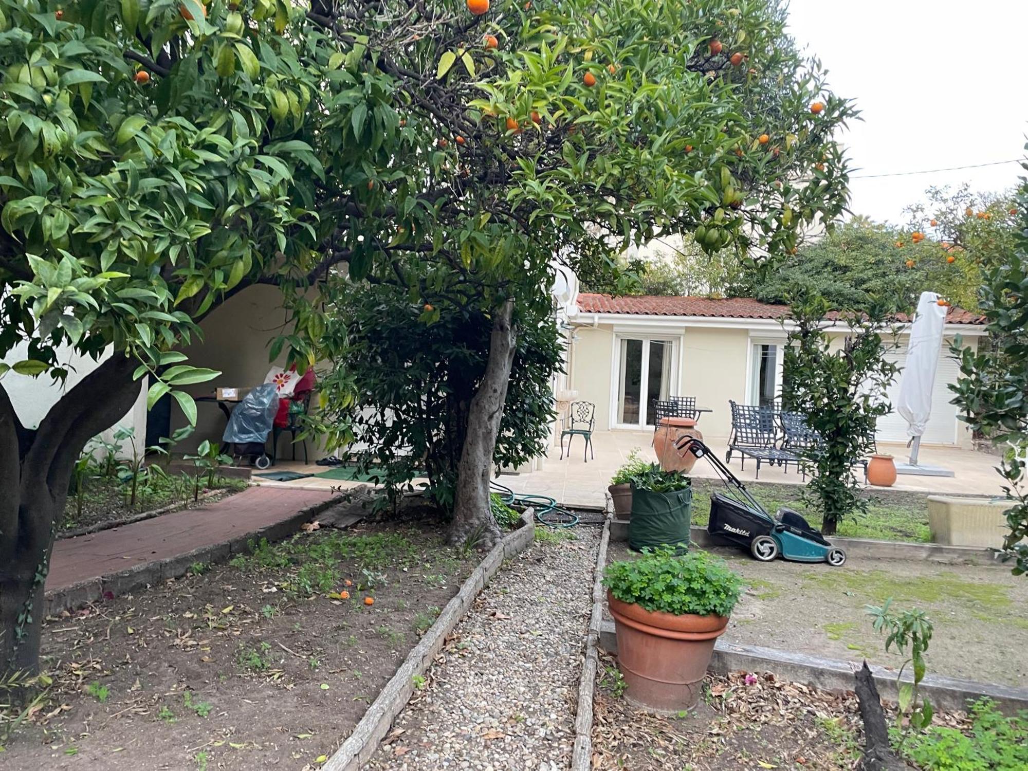 Bed & Breakfast Chez Nicole Cannes