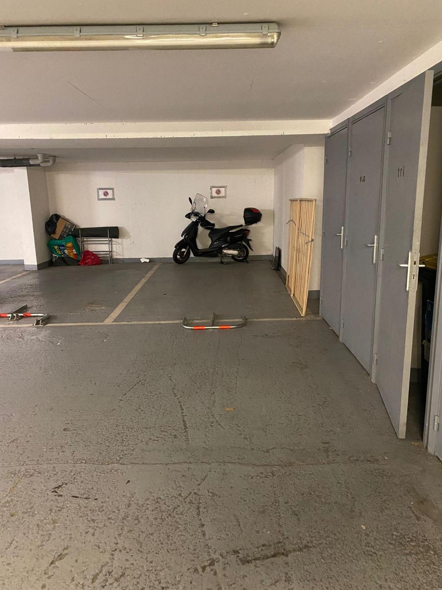 2 Pieces Moderne Avec Terrasse Et Parking A 3mn Des Plages !l- A1b230 * Cannes