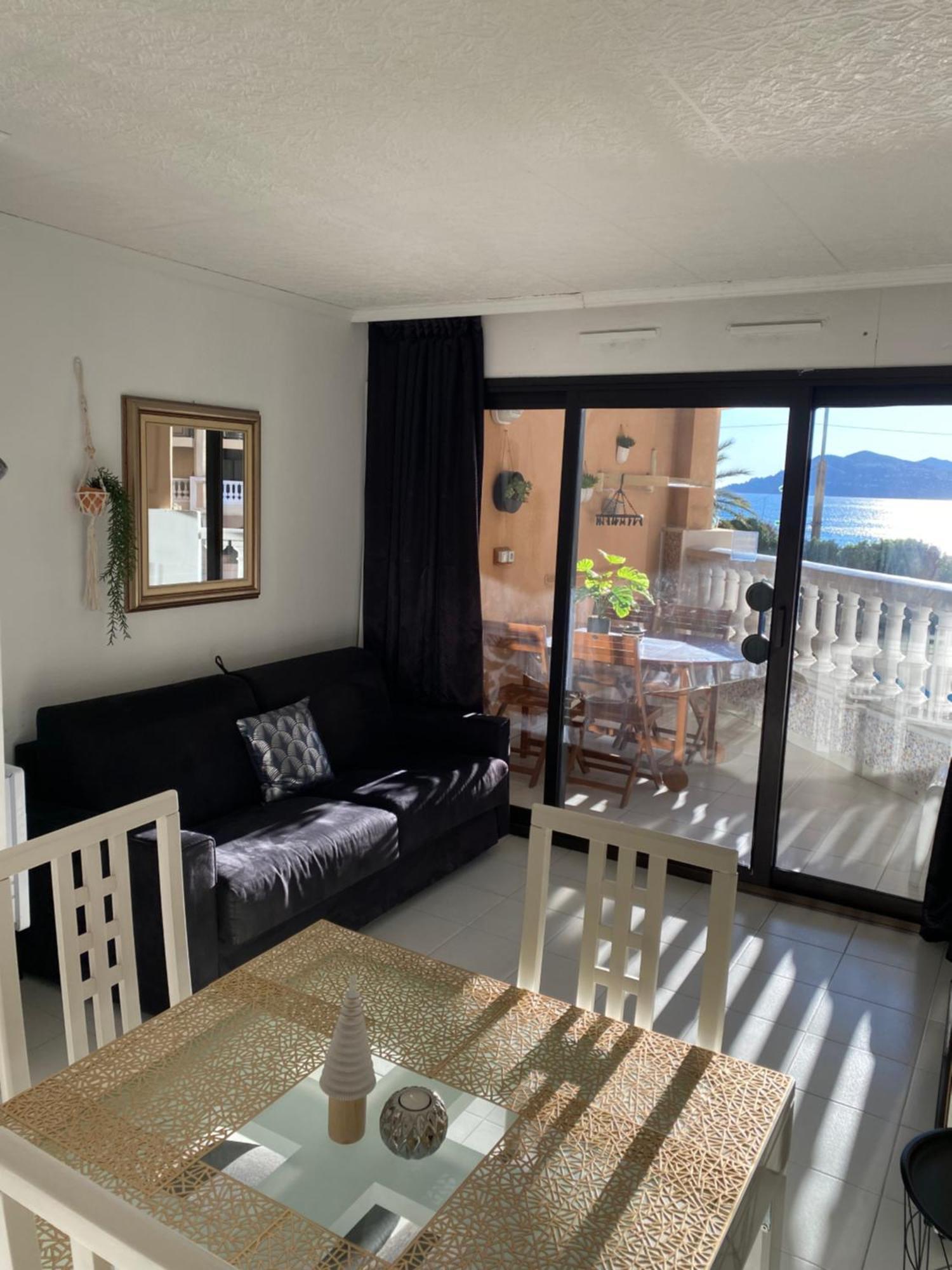 Bord De Mer, Terrasse, A Pieds