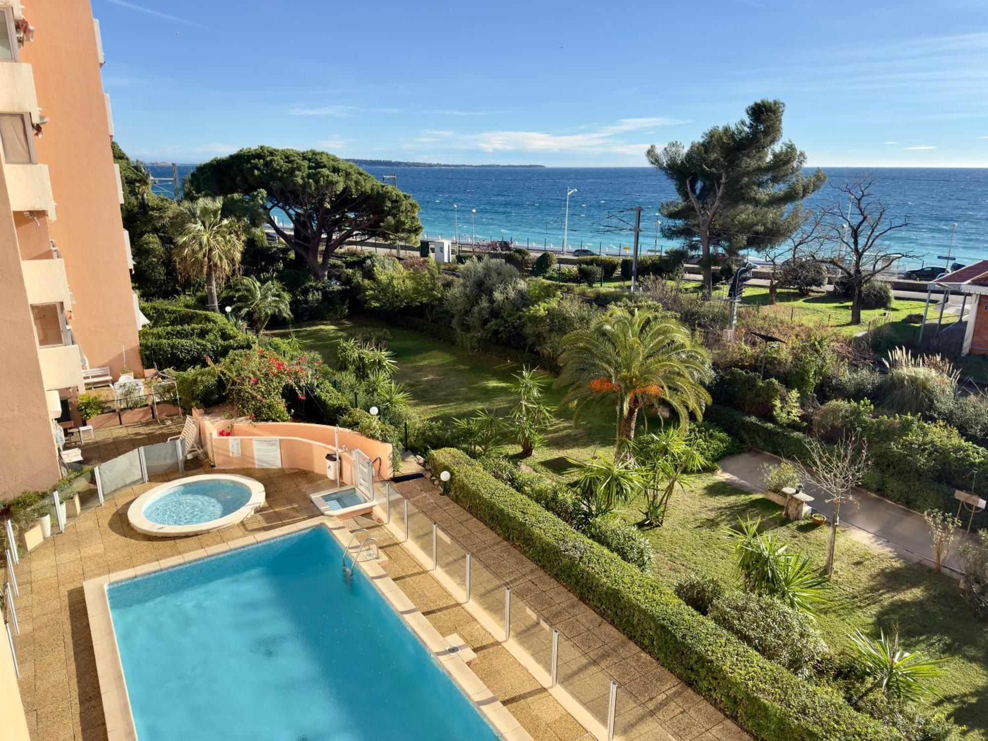 Vogue By Scls Locations * Cannes