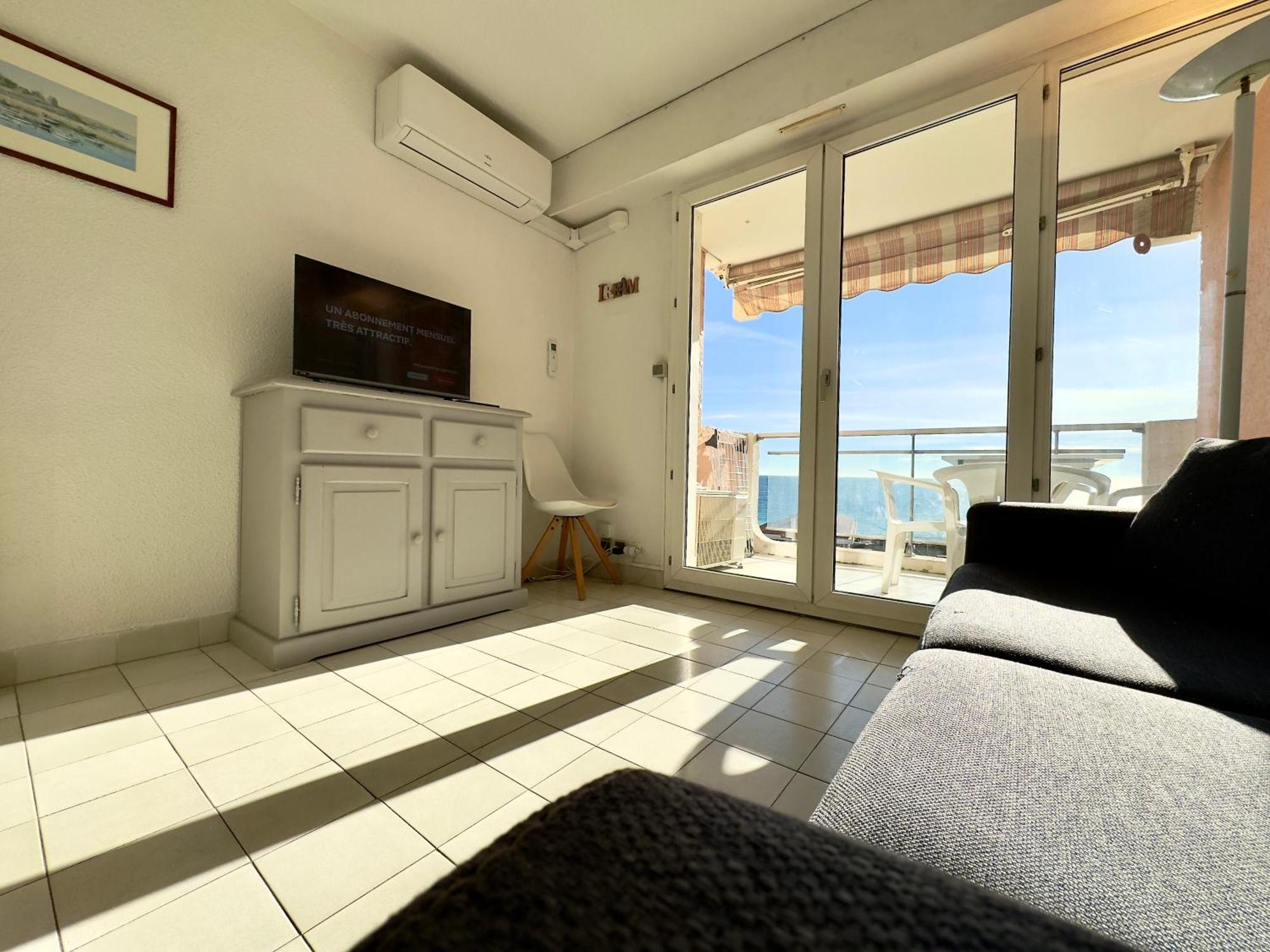 Apartment Vogue By Scls Locations *