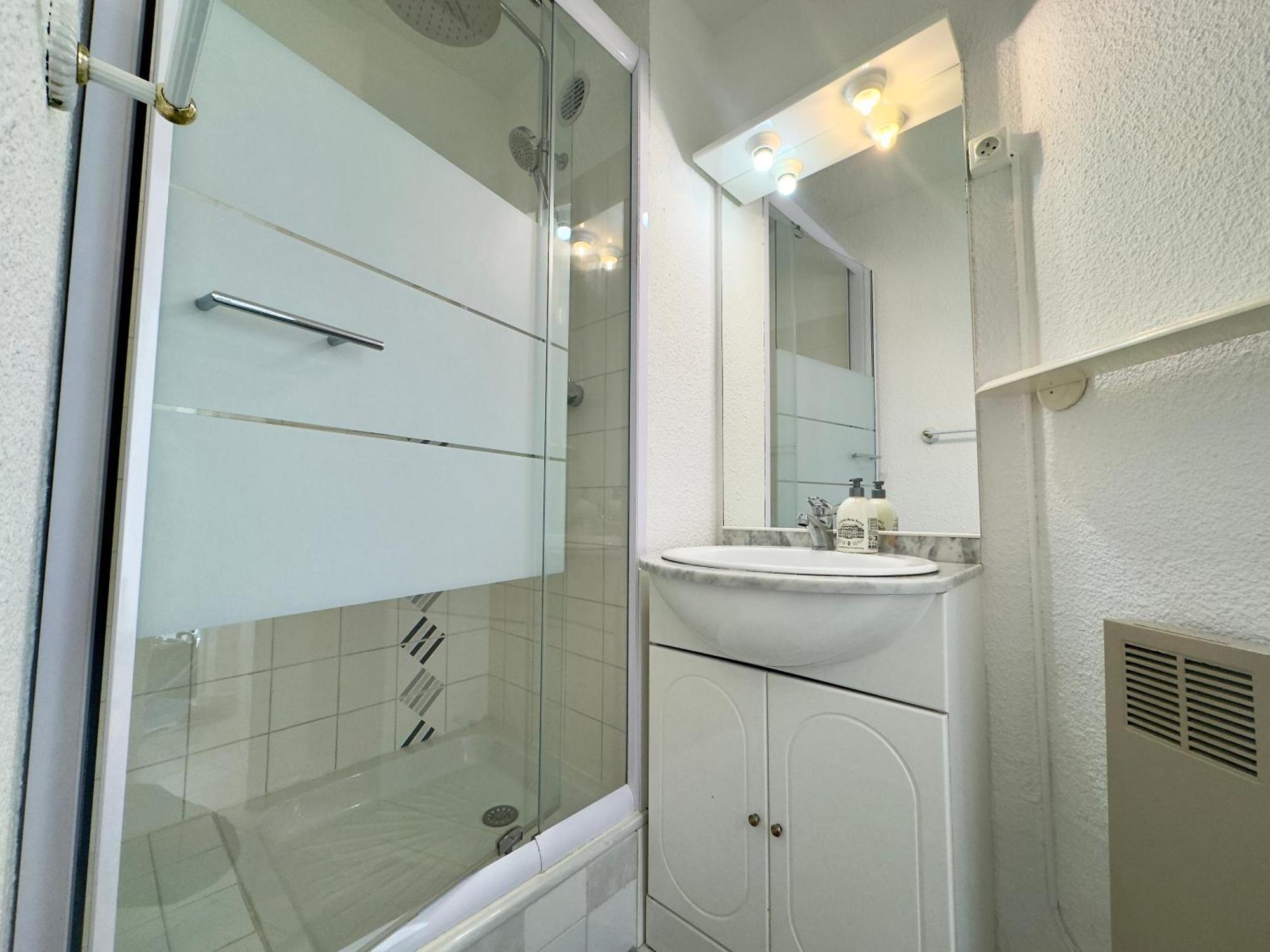 Apartment Vogue By Scls Locations