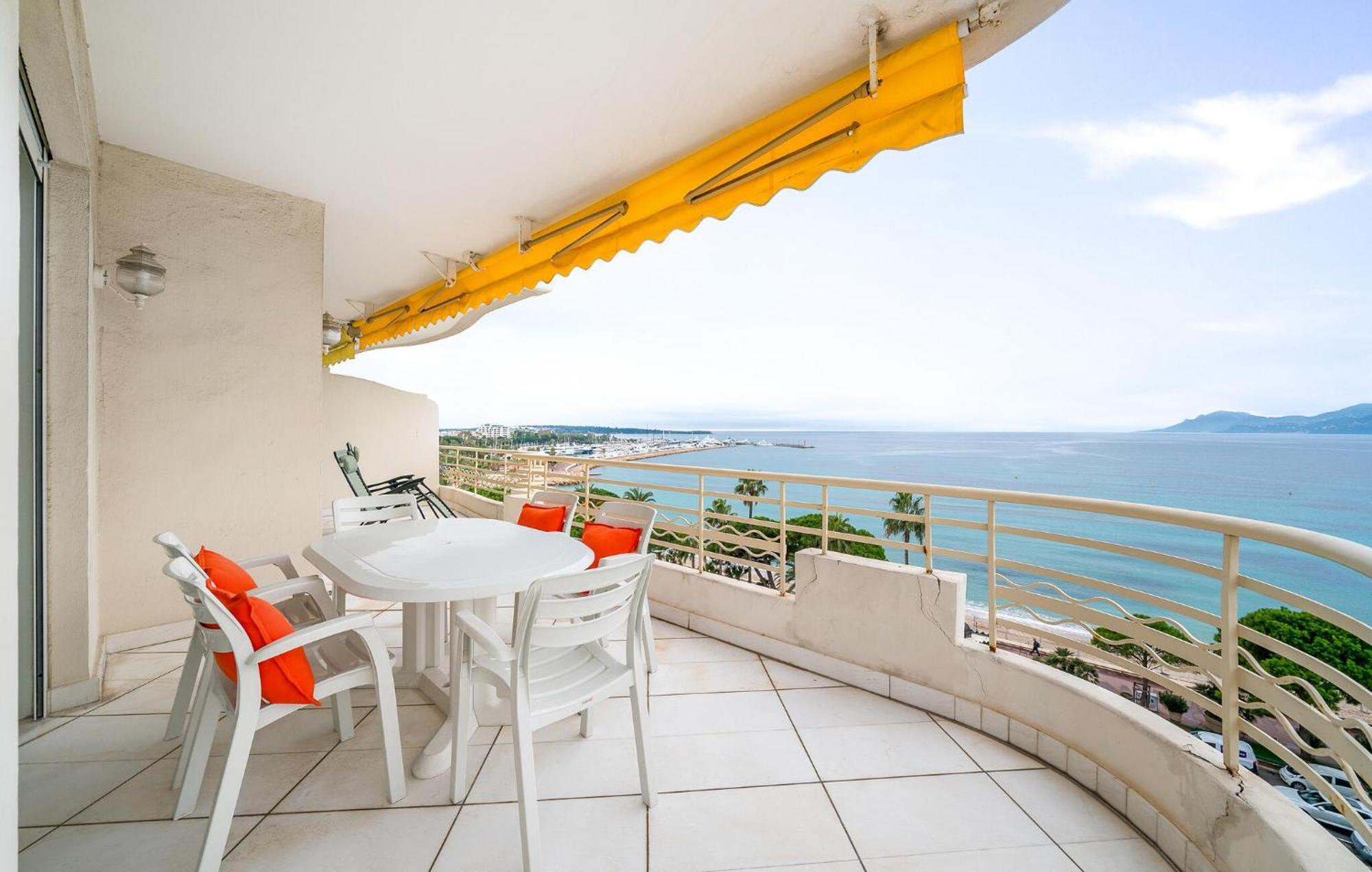 Amazing In With House Sea View Cannes