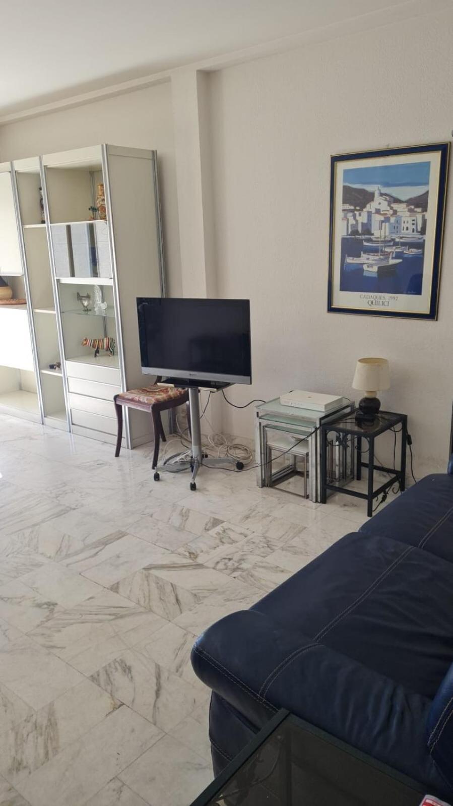 Apartment 2 Bedroom Martinez Side Cannes