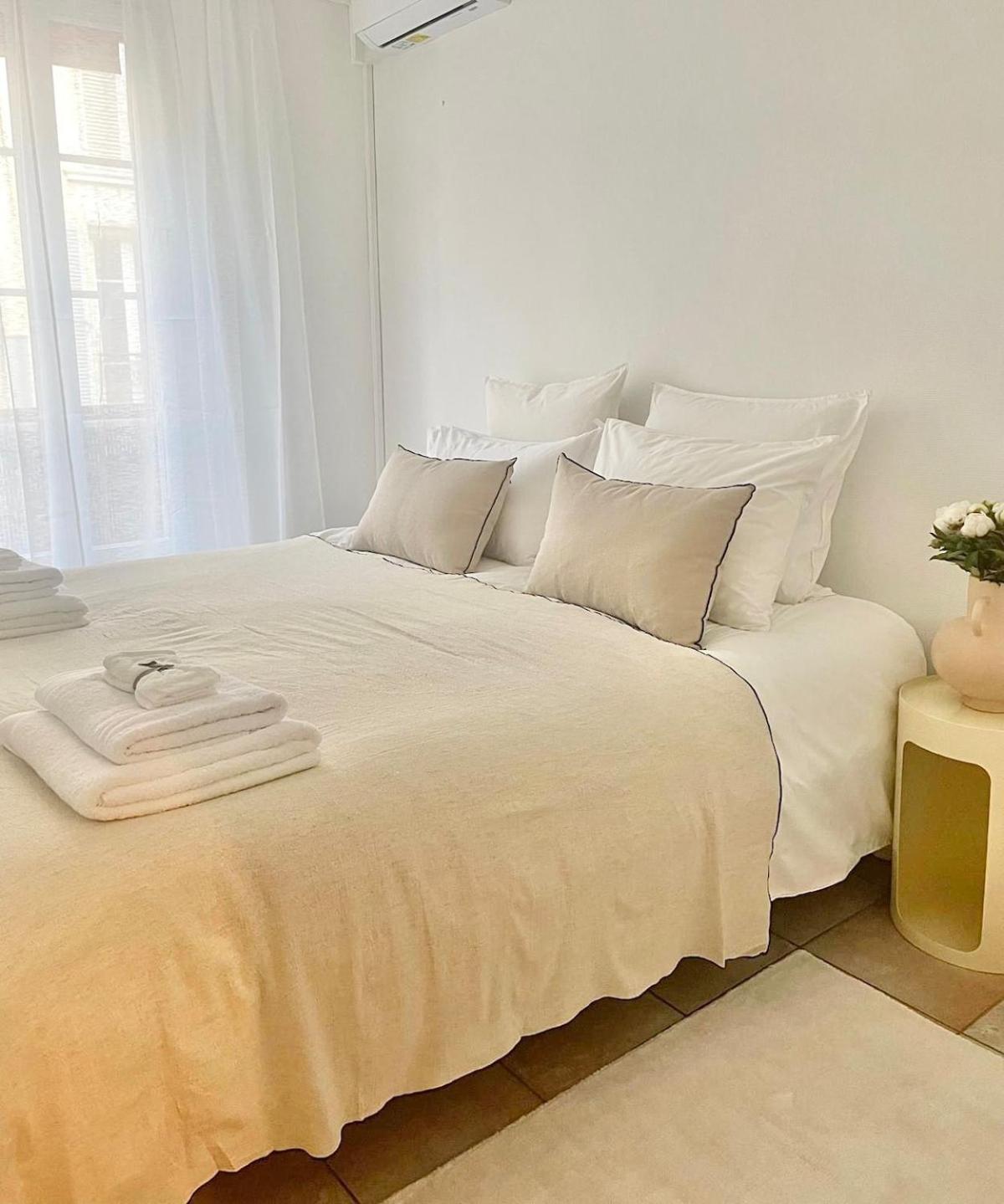 2 Bedroom - 19jdr2 Apartment