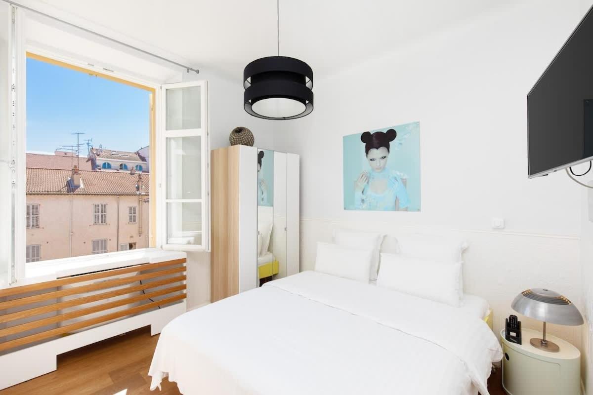 Palais Area 4 Beds - 4 Baths Apartment Cannes