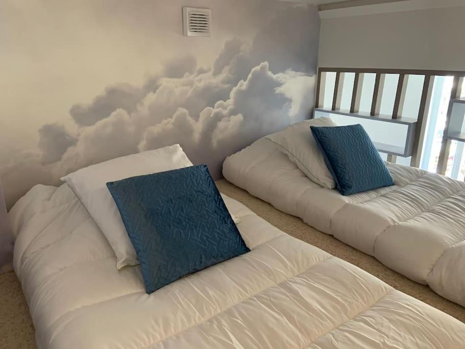 Riviera Sky, Design Centre Croisette