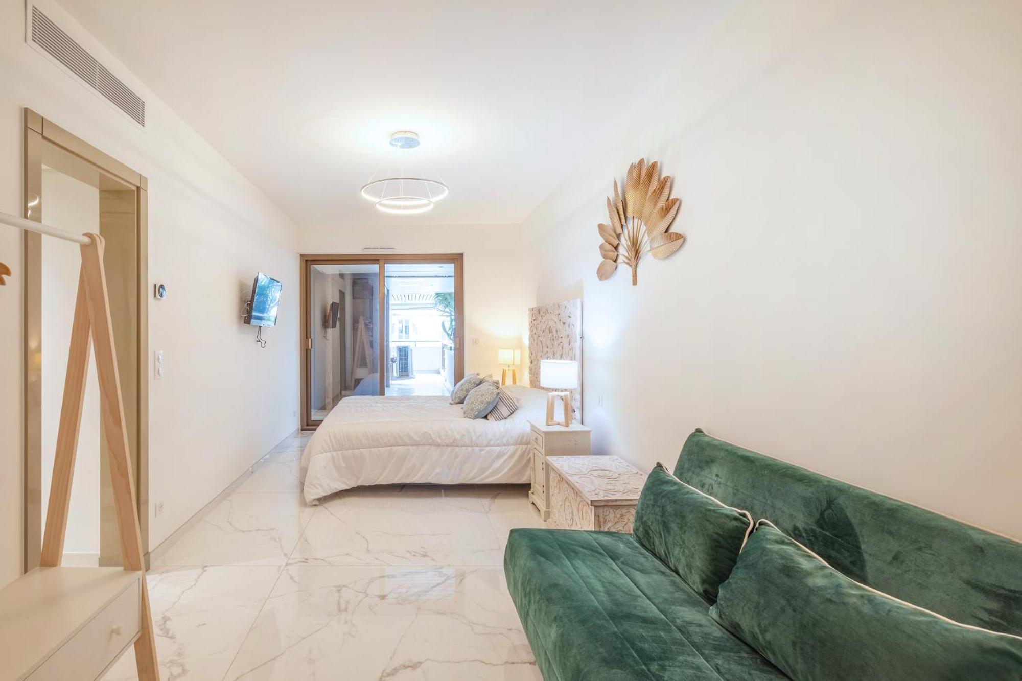 Agence Aici - Gray D'albion Apartment