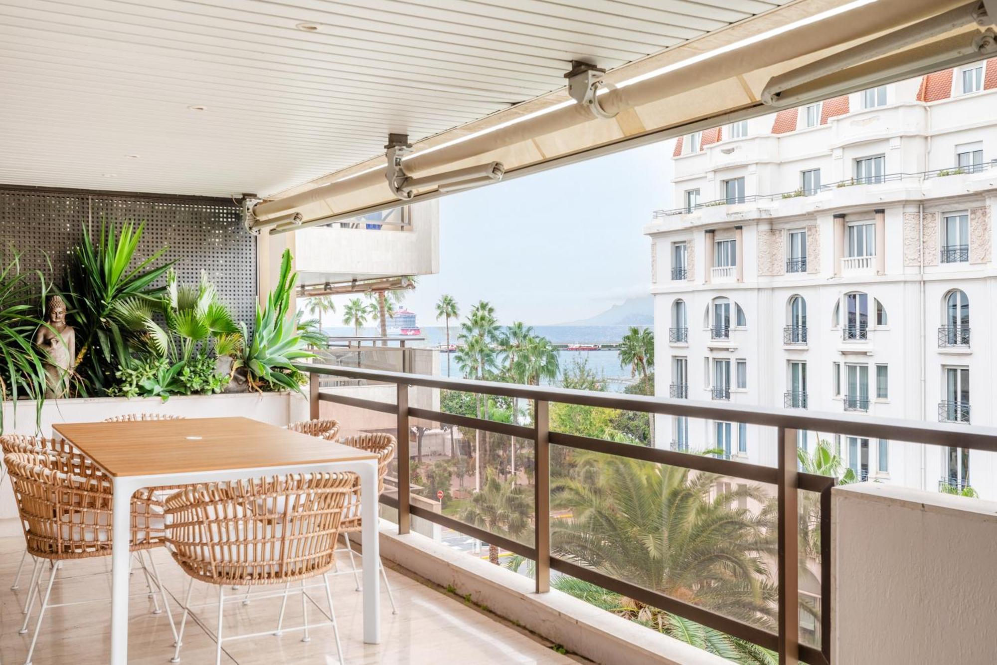 Apartment Agence Aici - Gray D'albion Cannes