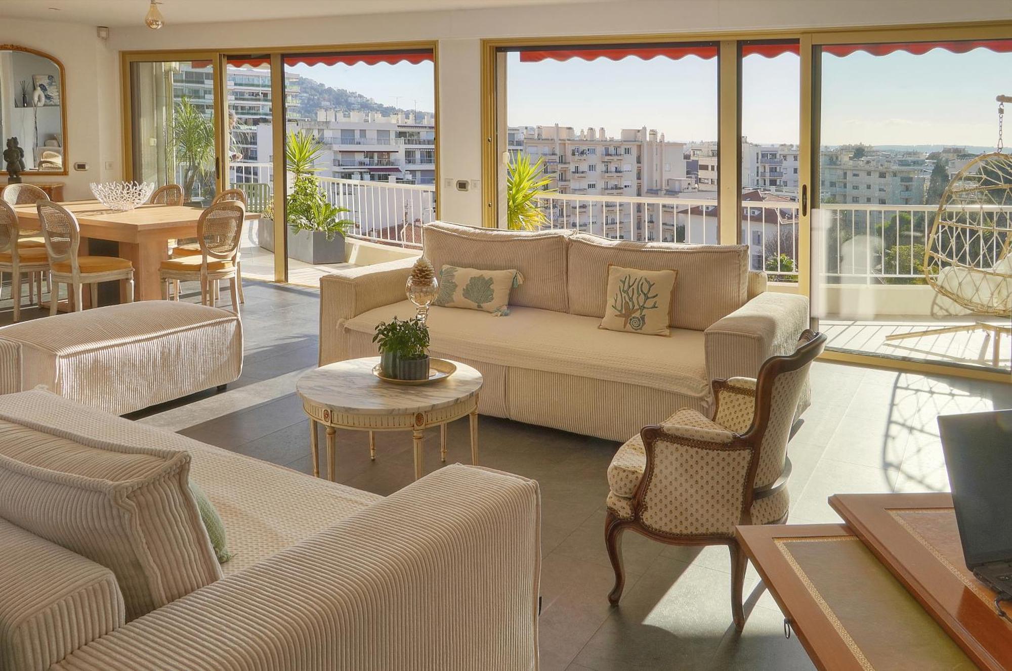 Immogroom -rooftop 150m2 -terrace 150m2 -parking -wifi - Ac Appartement *