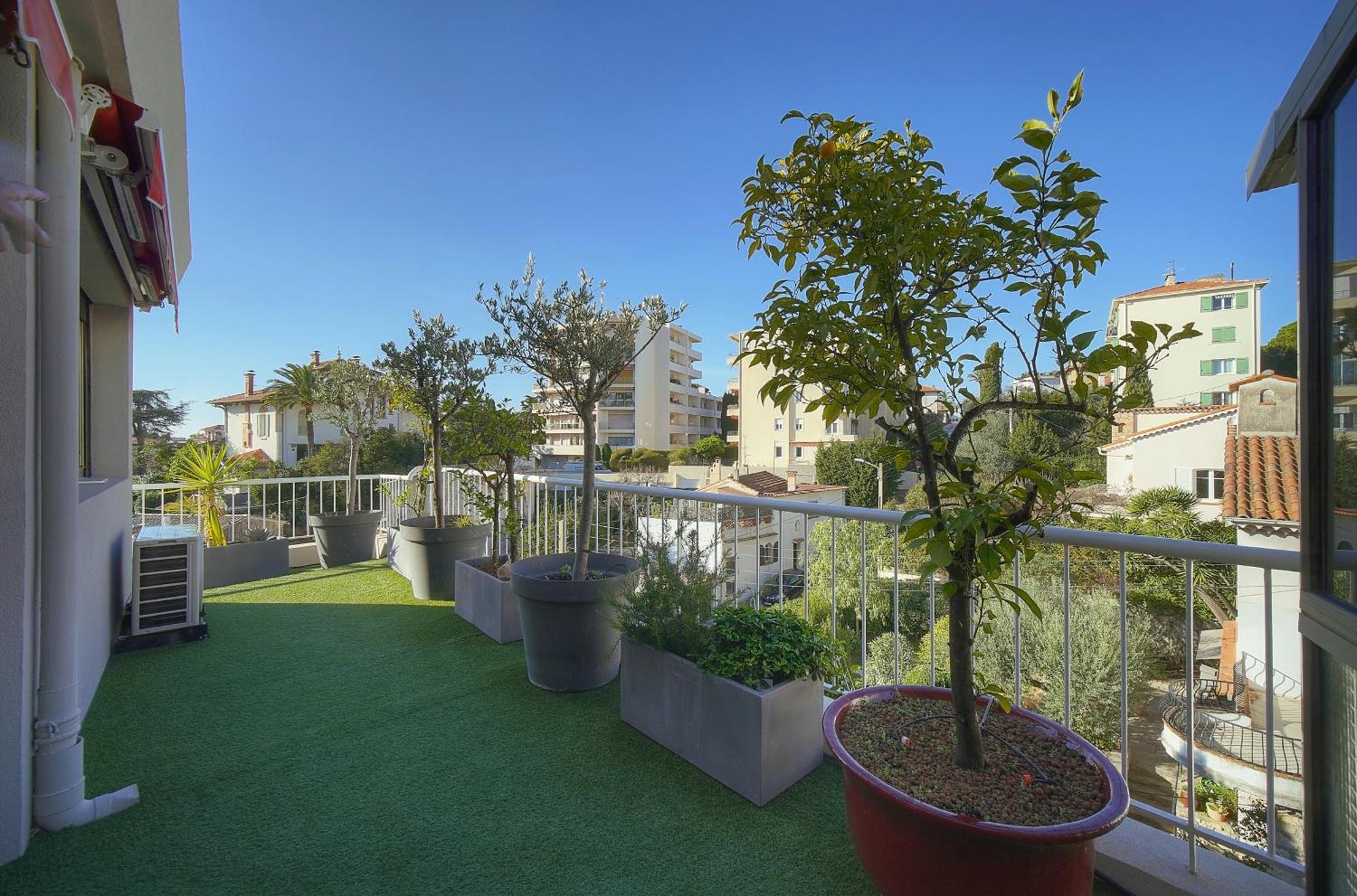 Immogroom -rooftop 150m2 -terrace 150m2 -parking -wifi - Ac *