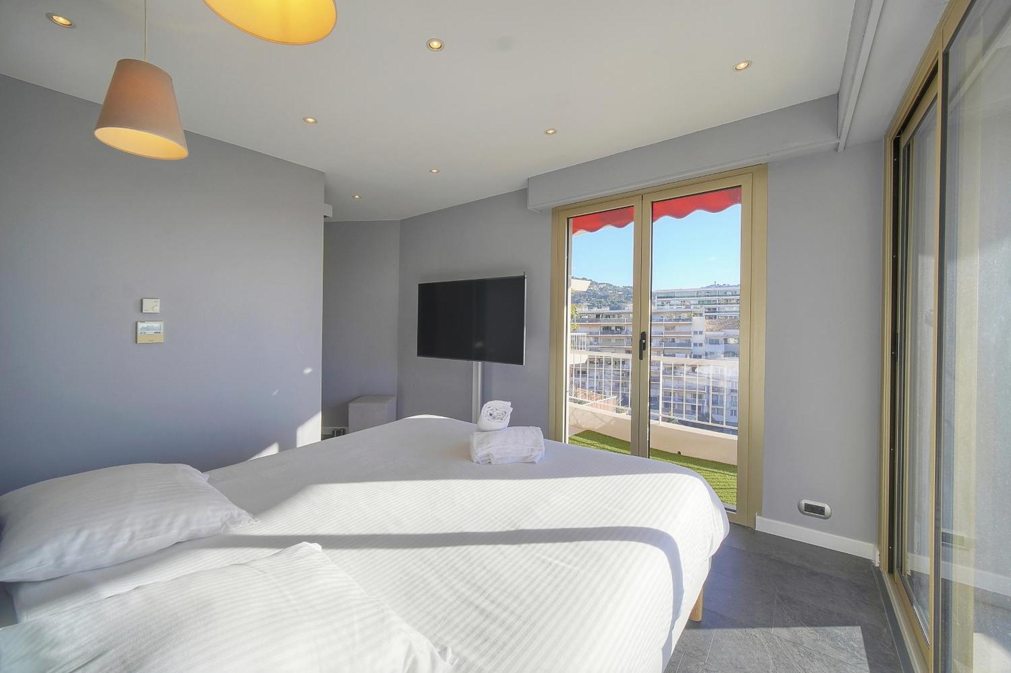 Appartement Immogroom -rooftop 150m2 -terrace 150m2 -parking -wifi - Ac