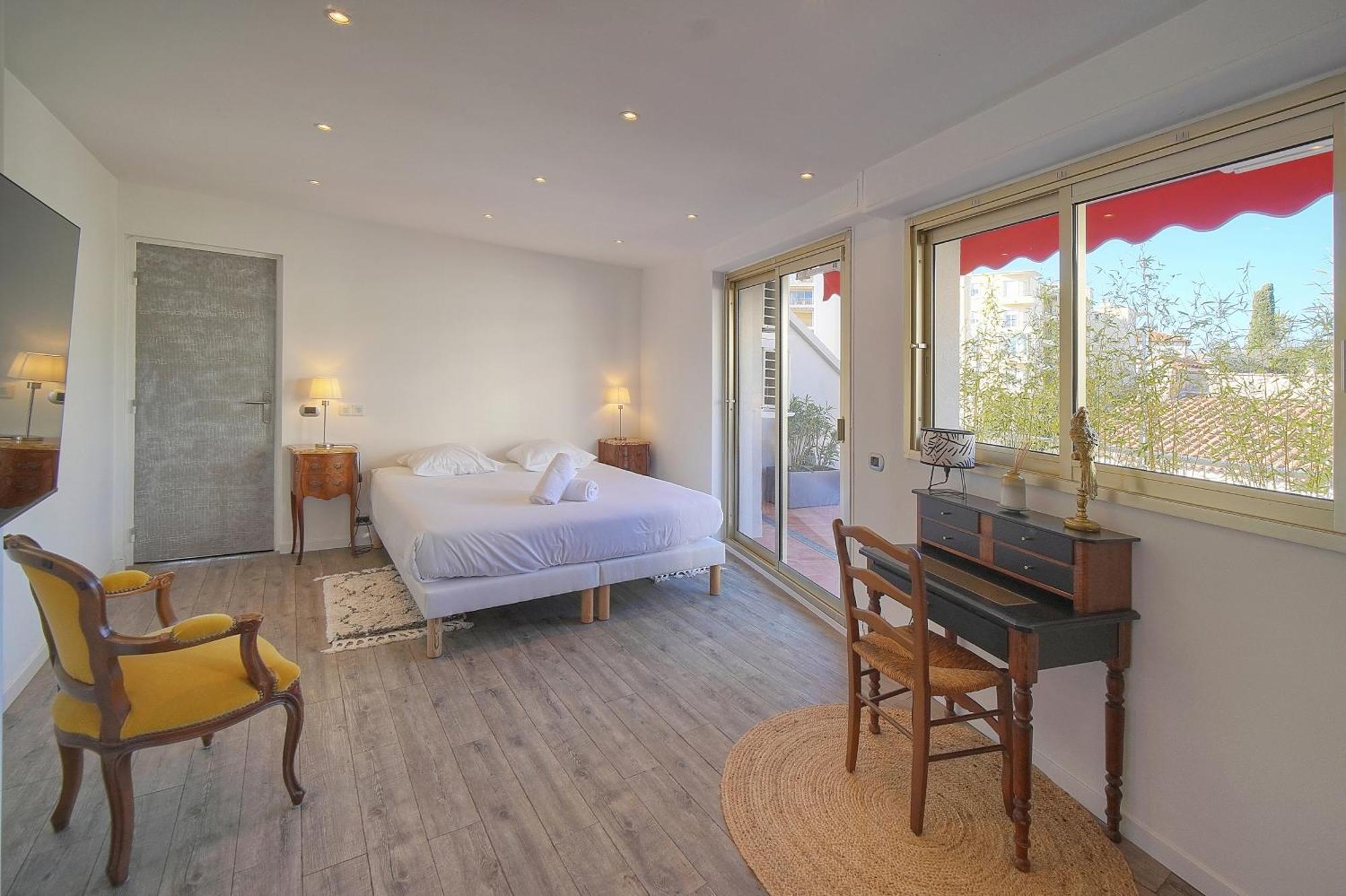 Immogroom -rooftop 150m2 -terrace 150m2 -parking -wifi - Ac Appartement